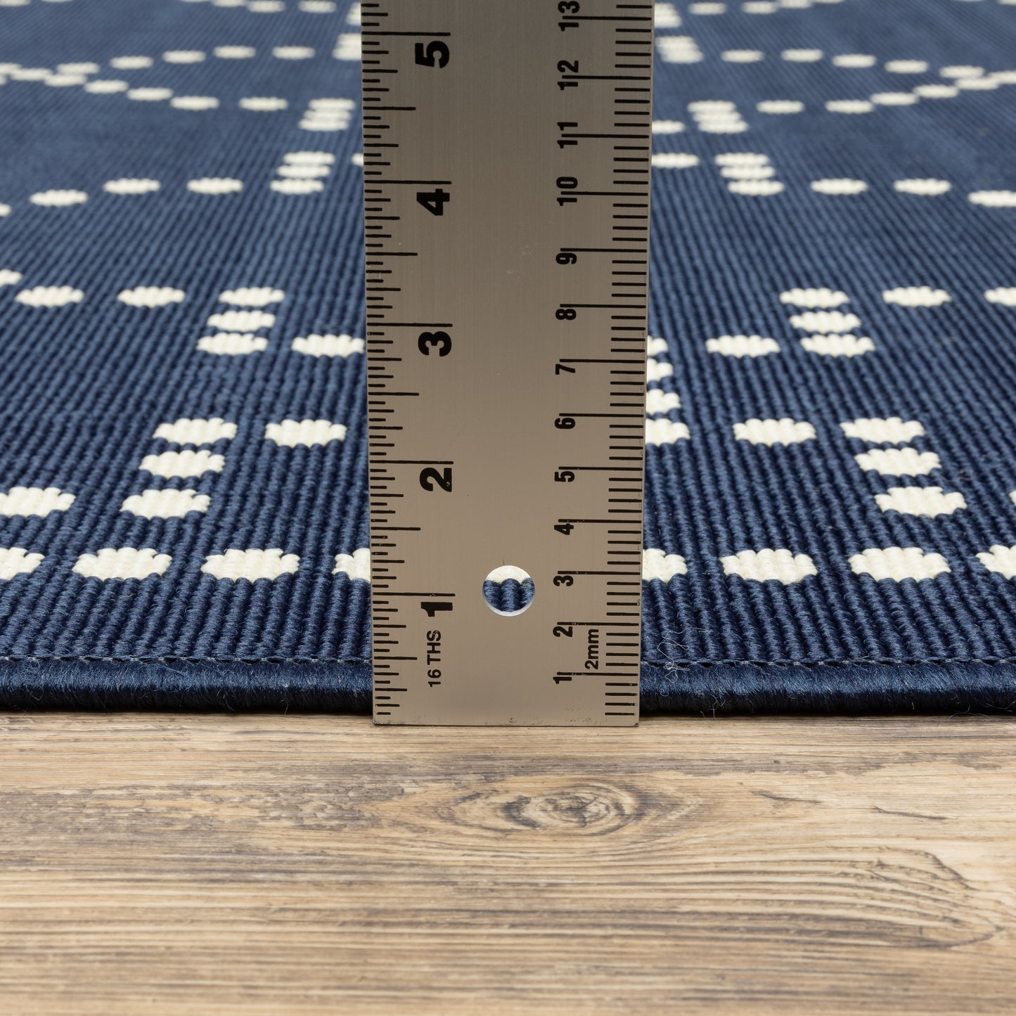 Marina Lattice Navy/ Ivory Outdoor Loop Pile Rug