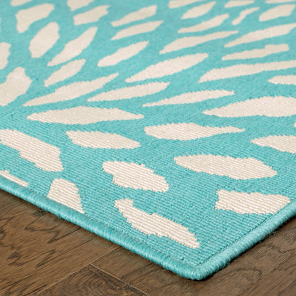 Meridian Outdoor Blue/ Ivory Floral Loop Pile Rug