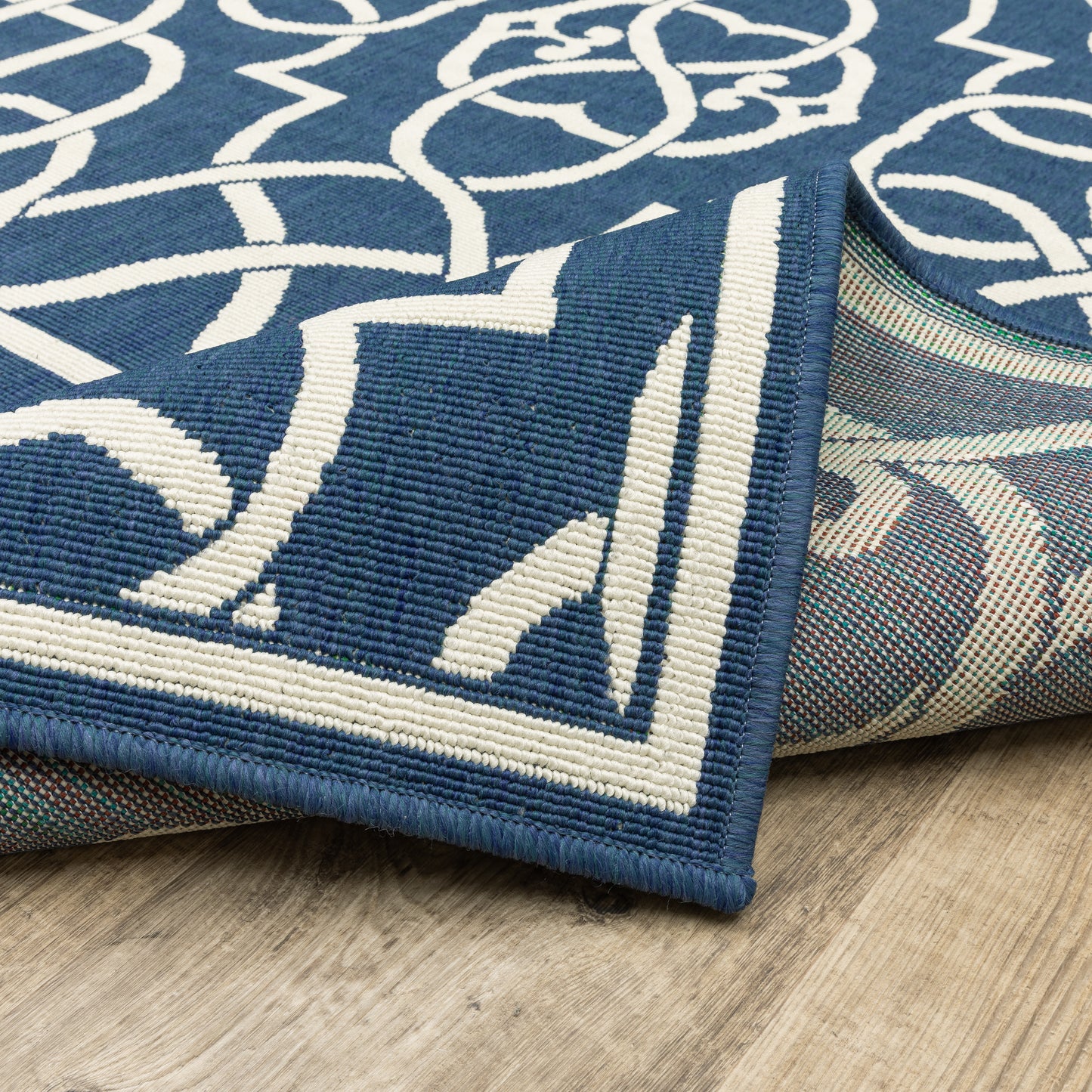 Meridian Outdoor Navy/ Ivory Geometric Loop Pile Rug