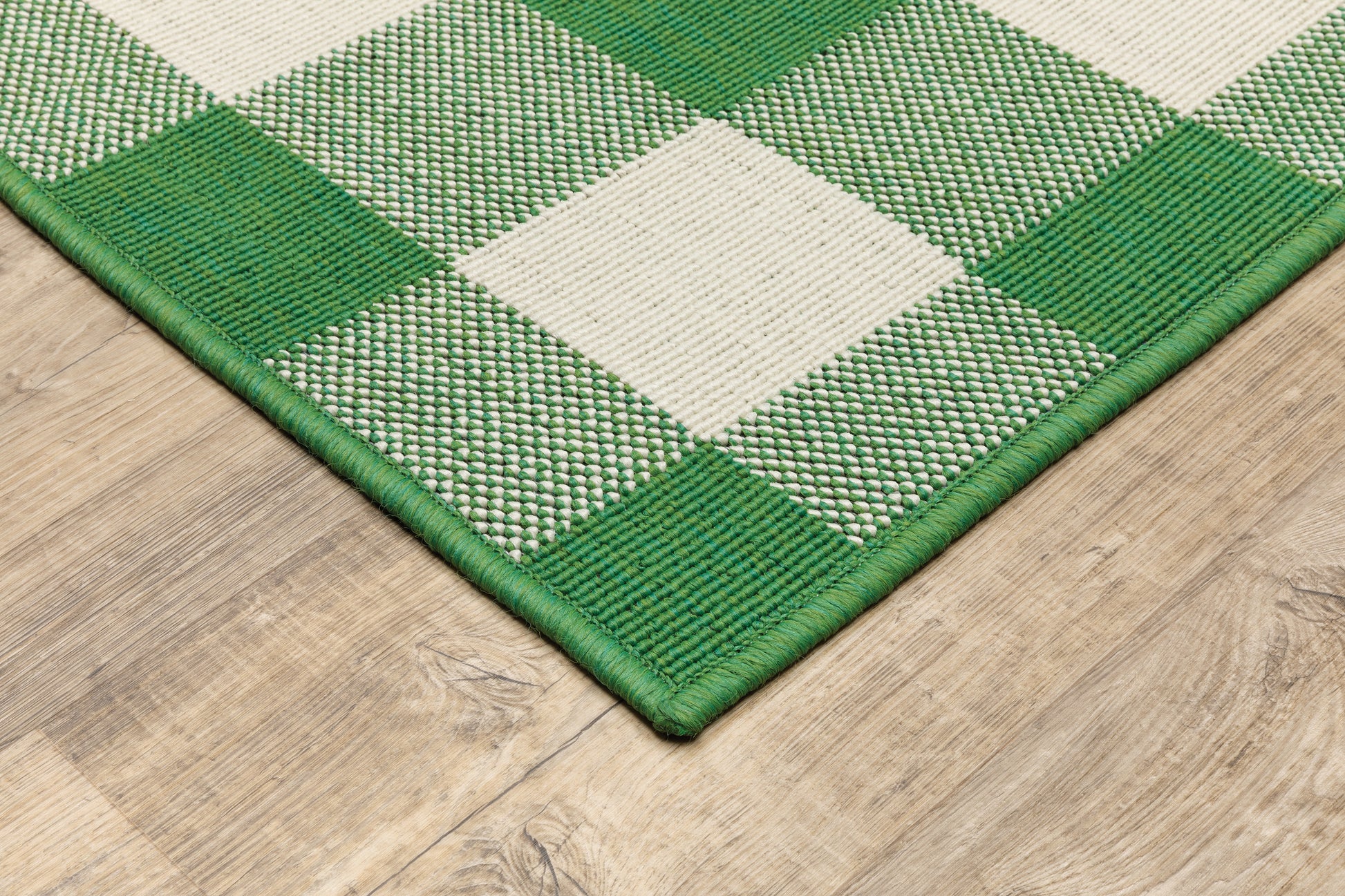 Meridian Outdoor Green/ Ivory Geometric Loop Pile Rug