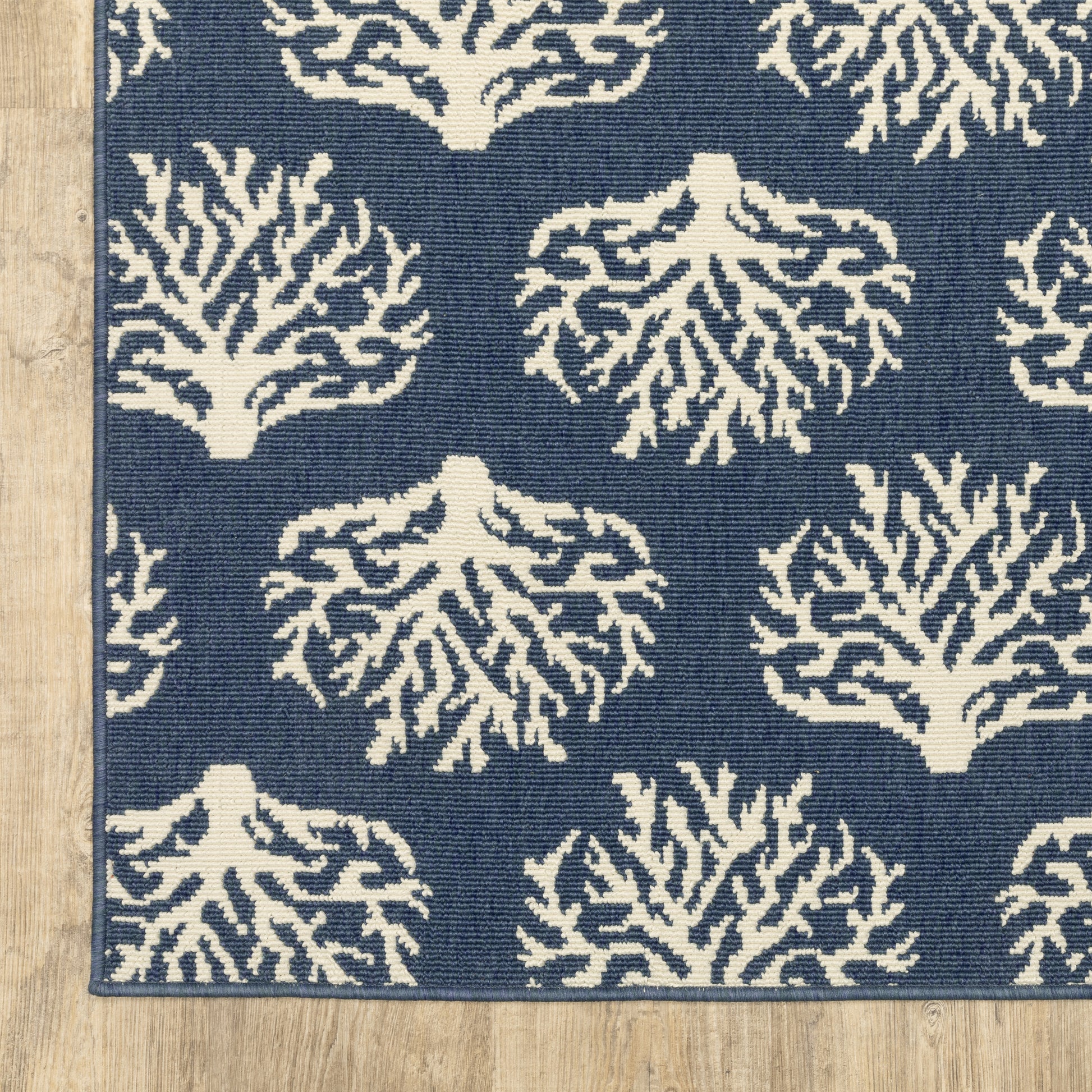 Meridian Novelty Blue/ Ivory Geometric Loop Pile Rug