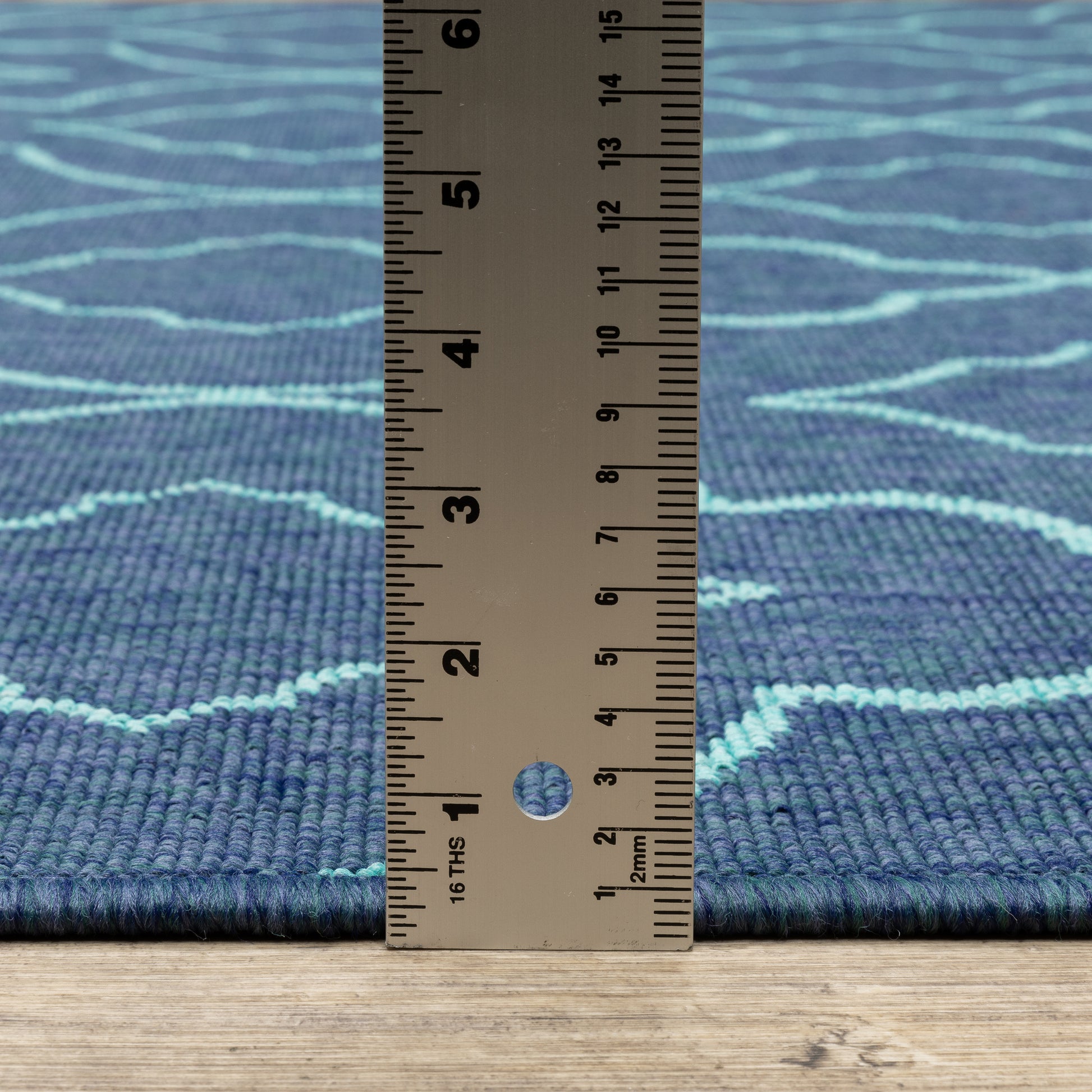 Meridian Outdoor Navy/ Blue Lattice Loop Pile Rug