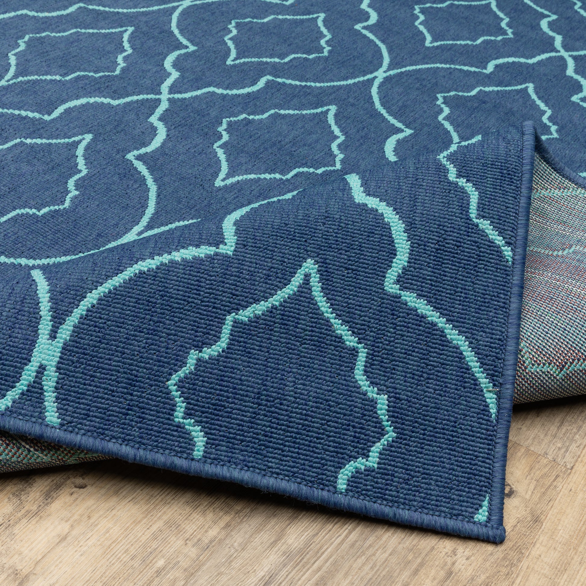 Meridian Outdoor Navy/ Blue Lattice Loop Pile Rug