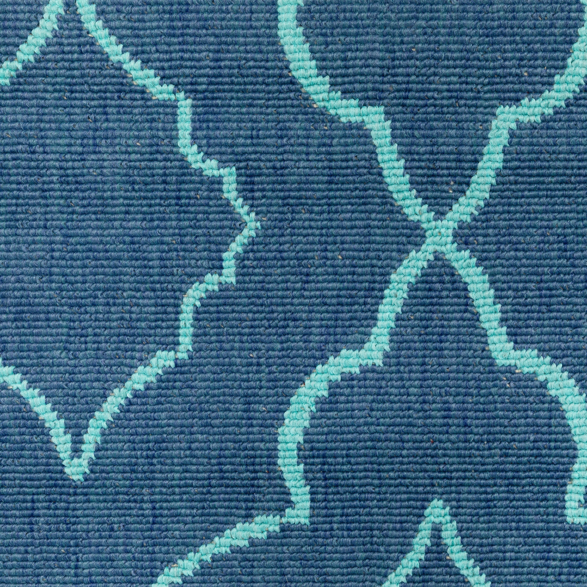 Meridian Outdoor Navy/ Blue Lattice Loop Pile Rug
