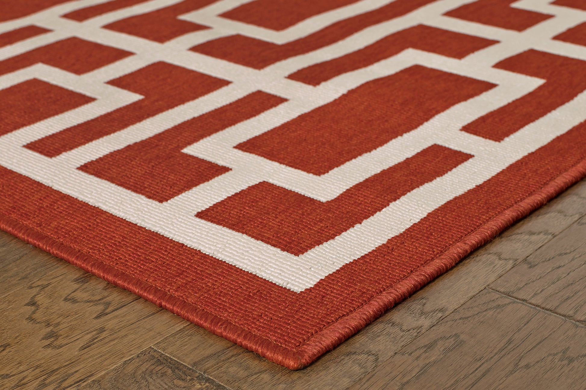 Meridian Outdoor Red/ Ivory Geometric Loop Pile Rug