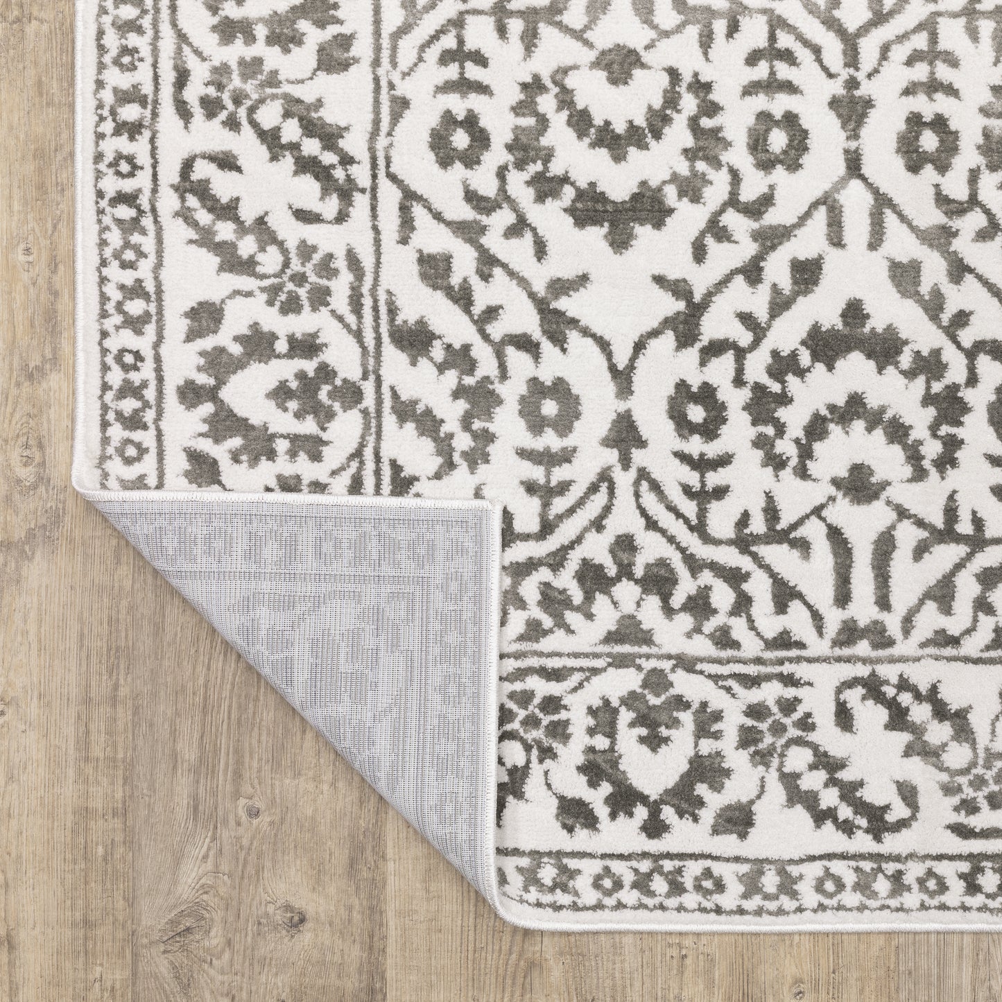 Montecito Border Grey/ White Floral Cut Pile Rug