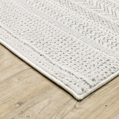 Montecito Stripe White/ Grey Geometric Cut Pile Rug