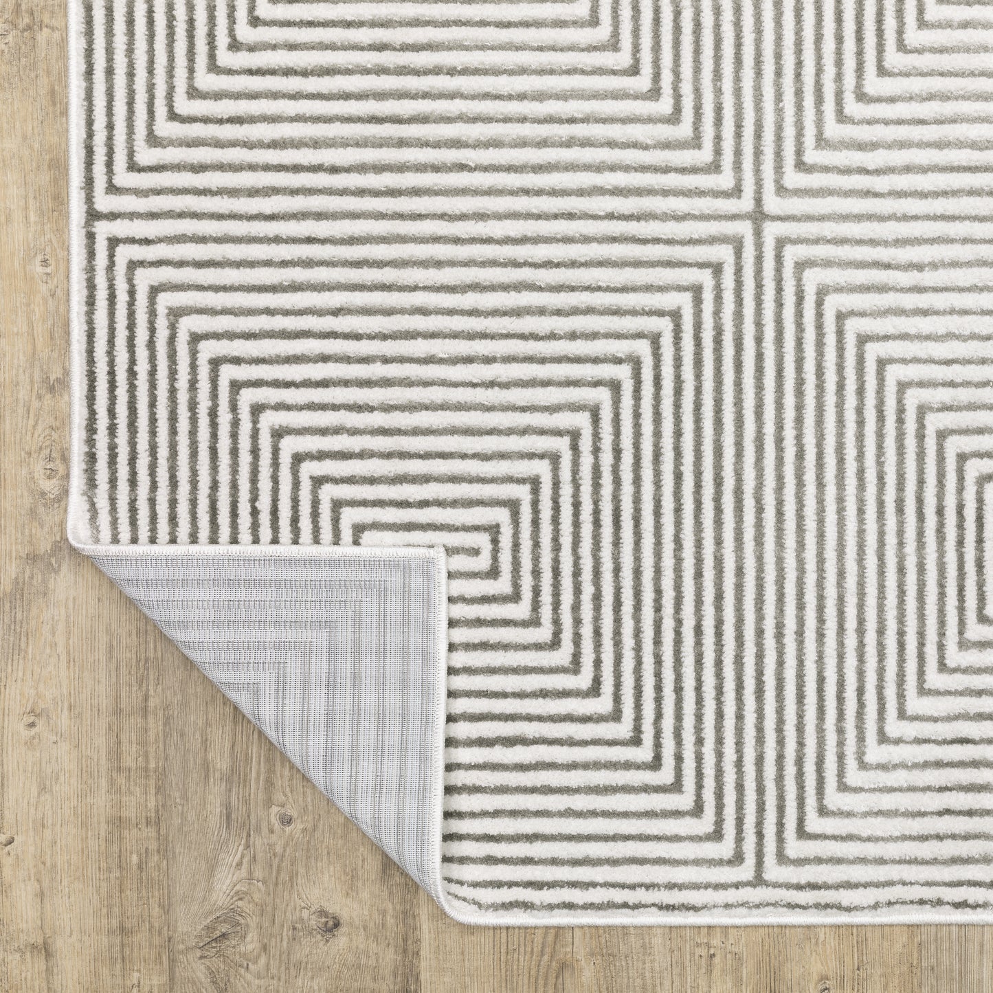 Montecito Geometric Grey/ White Cut Pile Rug