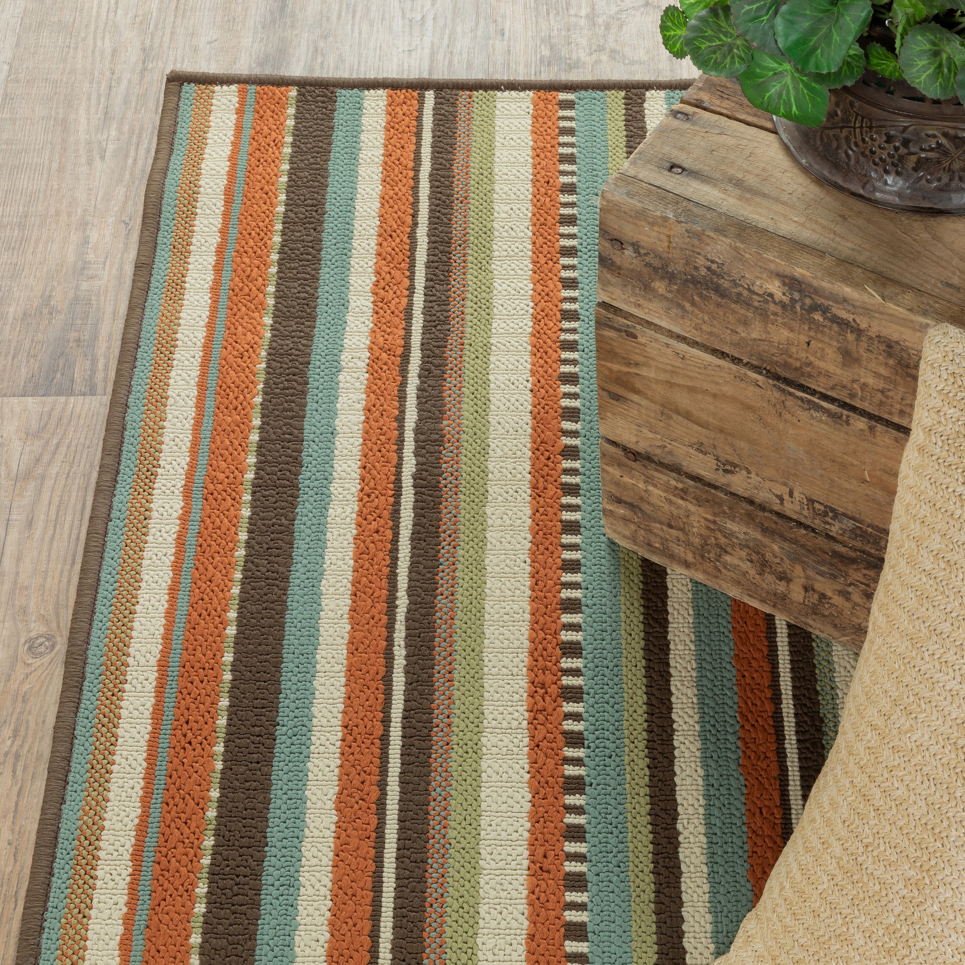 Montego Abstract Green/ Blue Loop Pile Rug