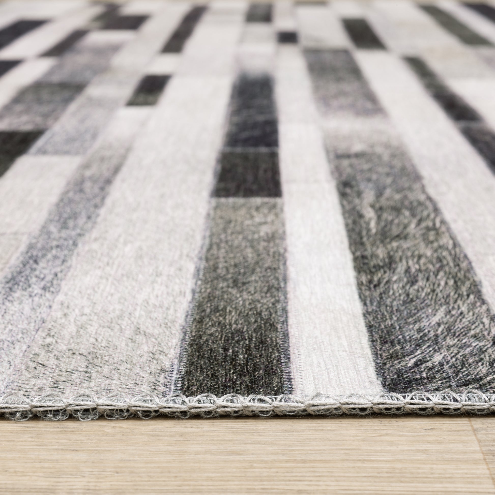 Myers Park Animal Grey/ Charcoal Geometric Flat Weave Rug