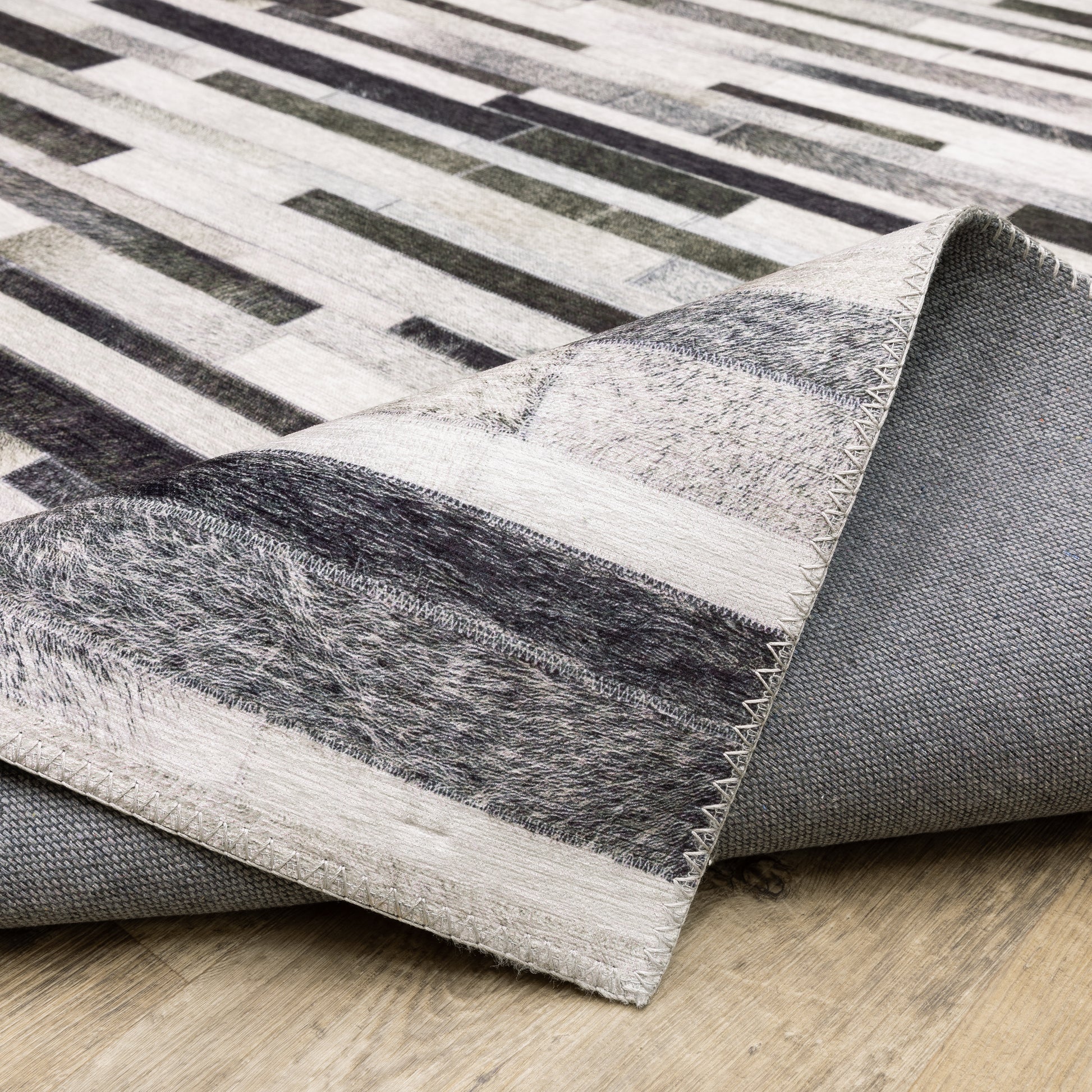Myers Park Animal Grey/ Charcoal Geometric Flat Weave Rug