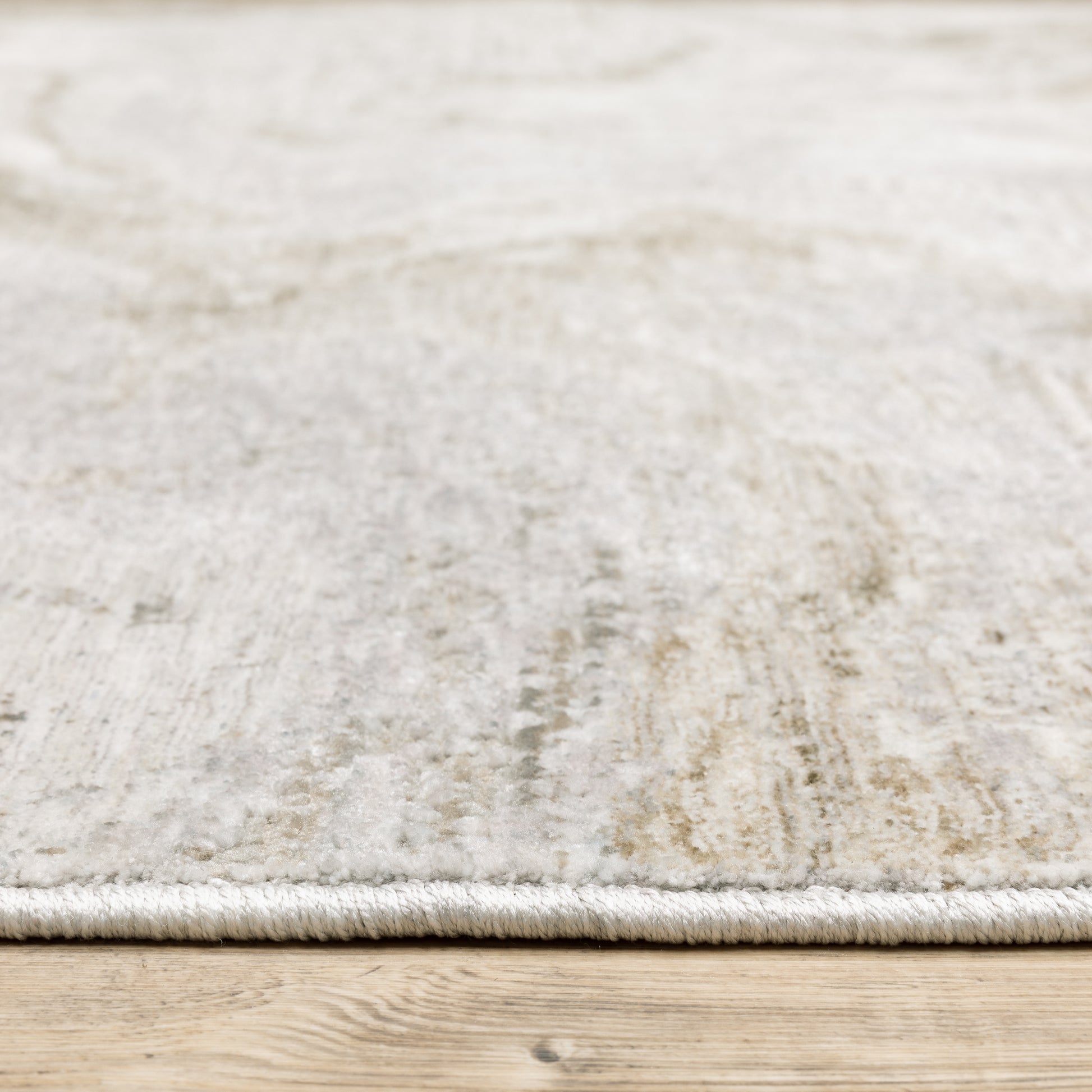 Nebulous Abstract Beige/ Ivory Cut Pile Rug