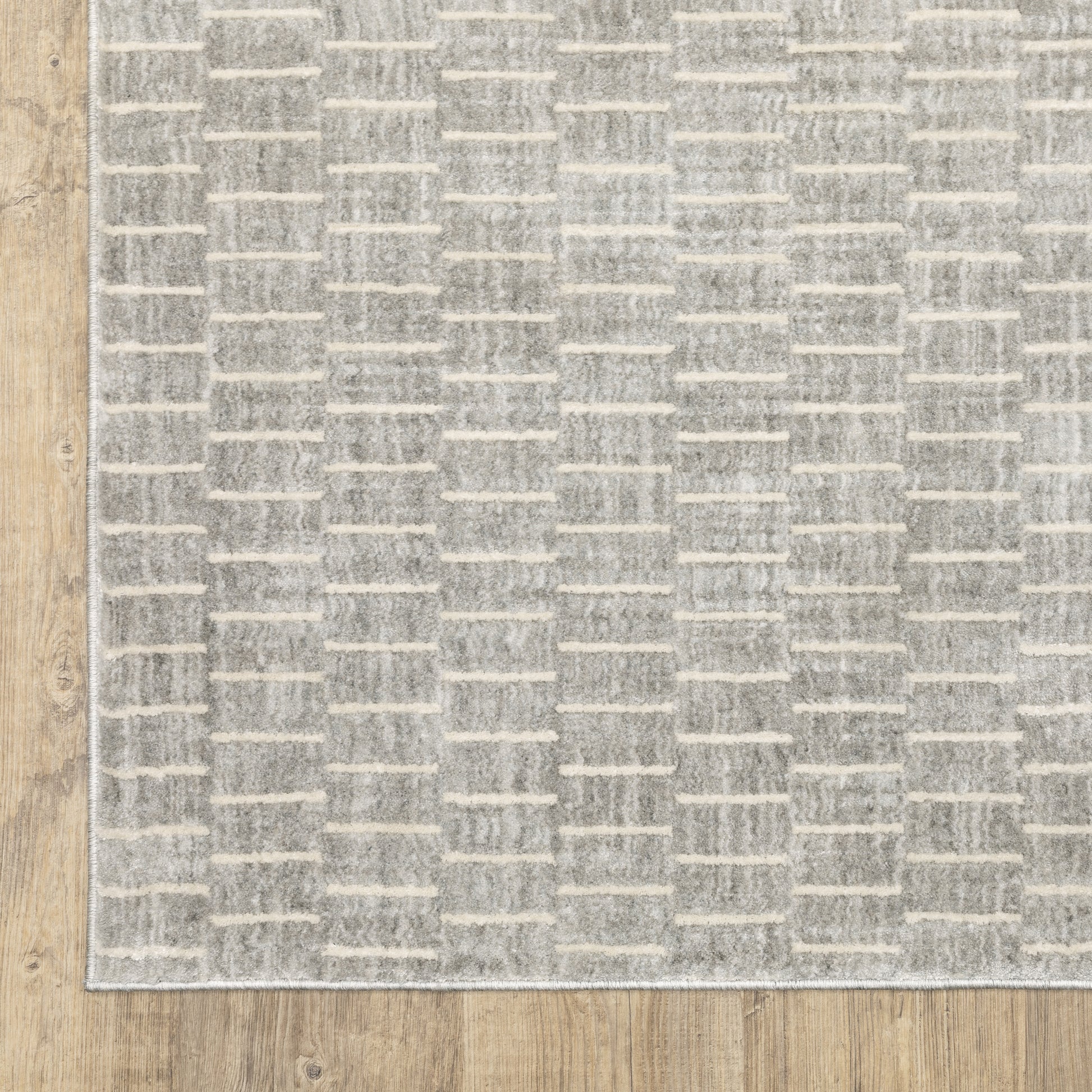 Oliver Geometric Grey/ Beige Cut Pile Rug