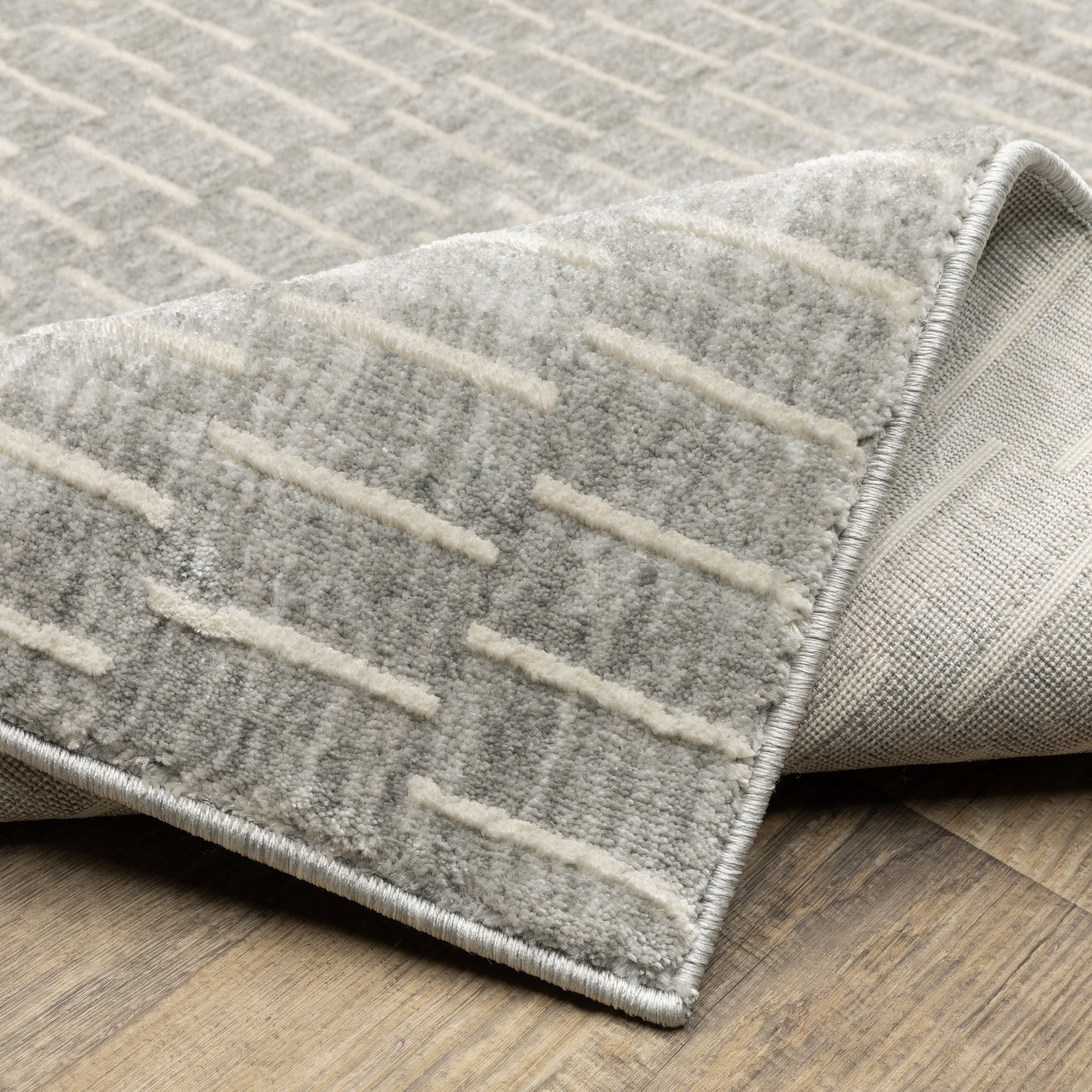 Oliver Geometric Grey/ Beige Cut Pile Rug