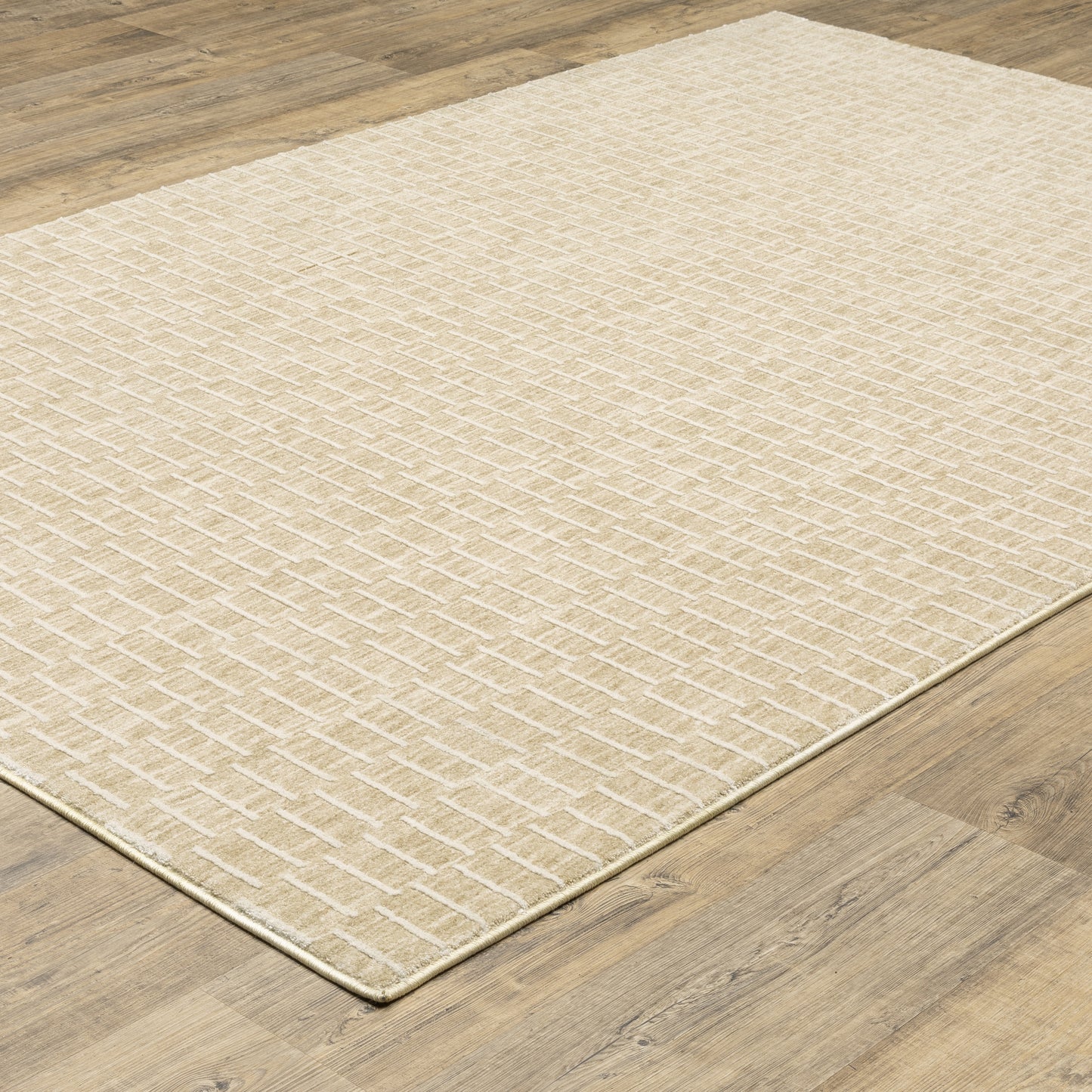 Oliver Geometric Gold/ Beige Cut Pile Rug