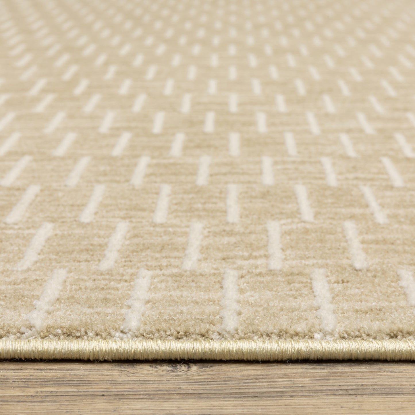 Oliver Geometric Gold/ Beige Cut Pile Rug