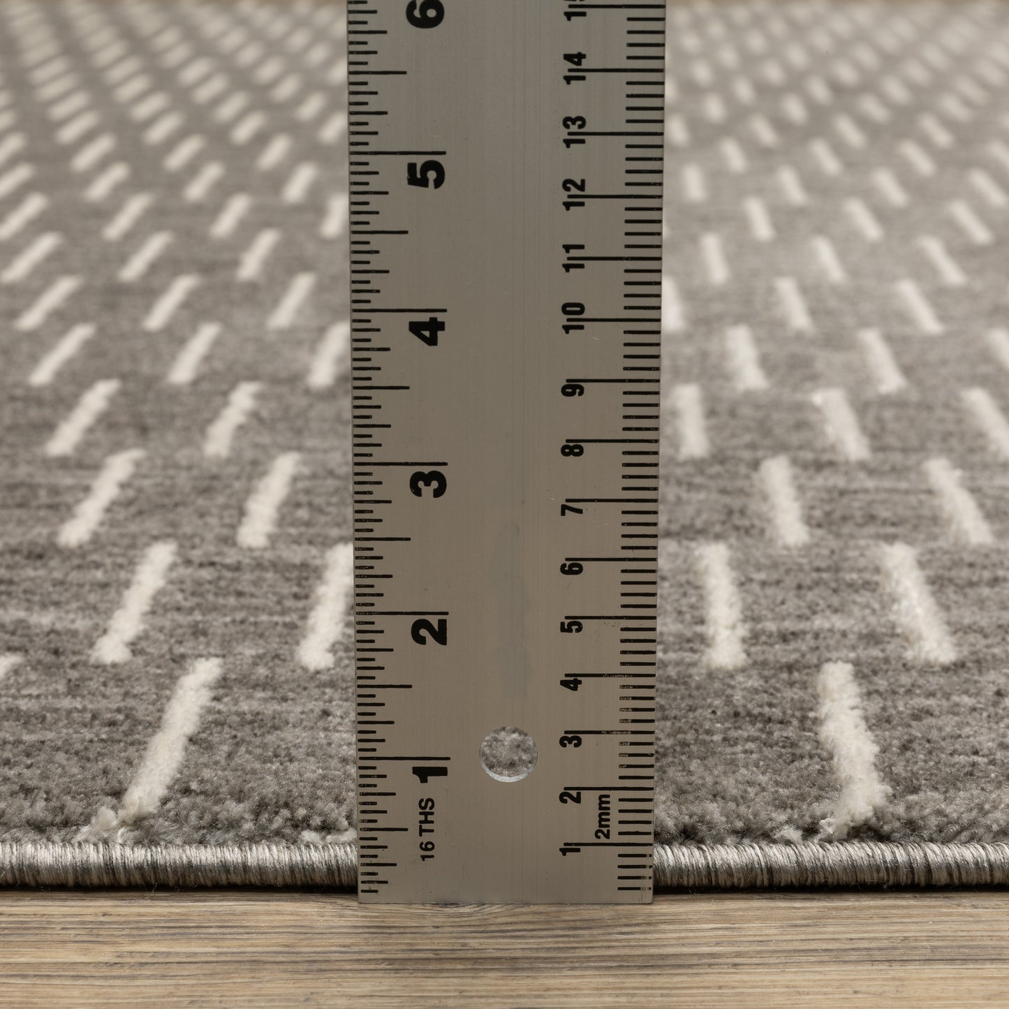 Oliver Geometric Grey/ Beige Cut Pile Rug