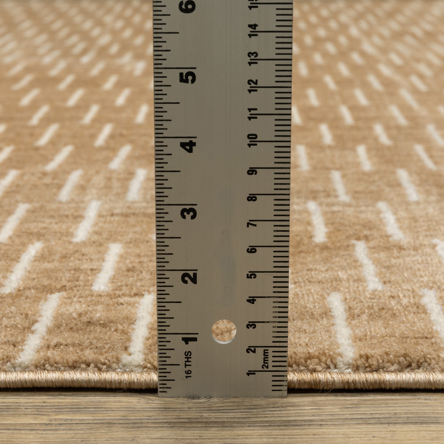 Oliver Geometric Rust/ Beige Cut Pile Rug