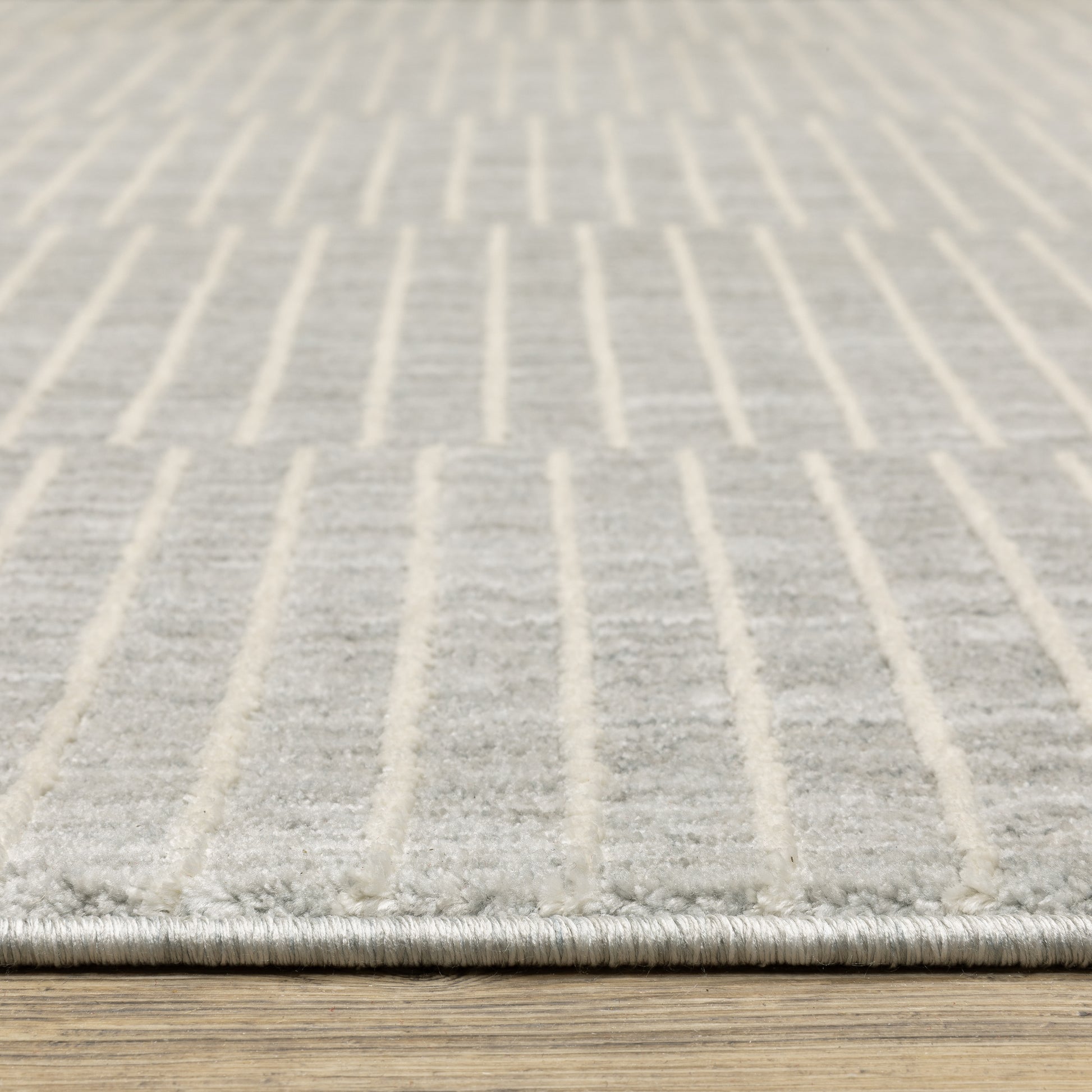 Oliver Stripe Grey/ Beige Geometric Cut Pile Rug