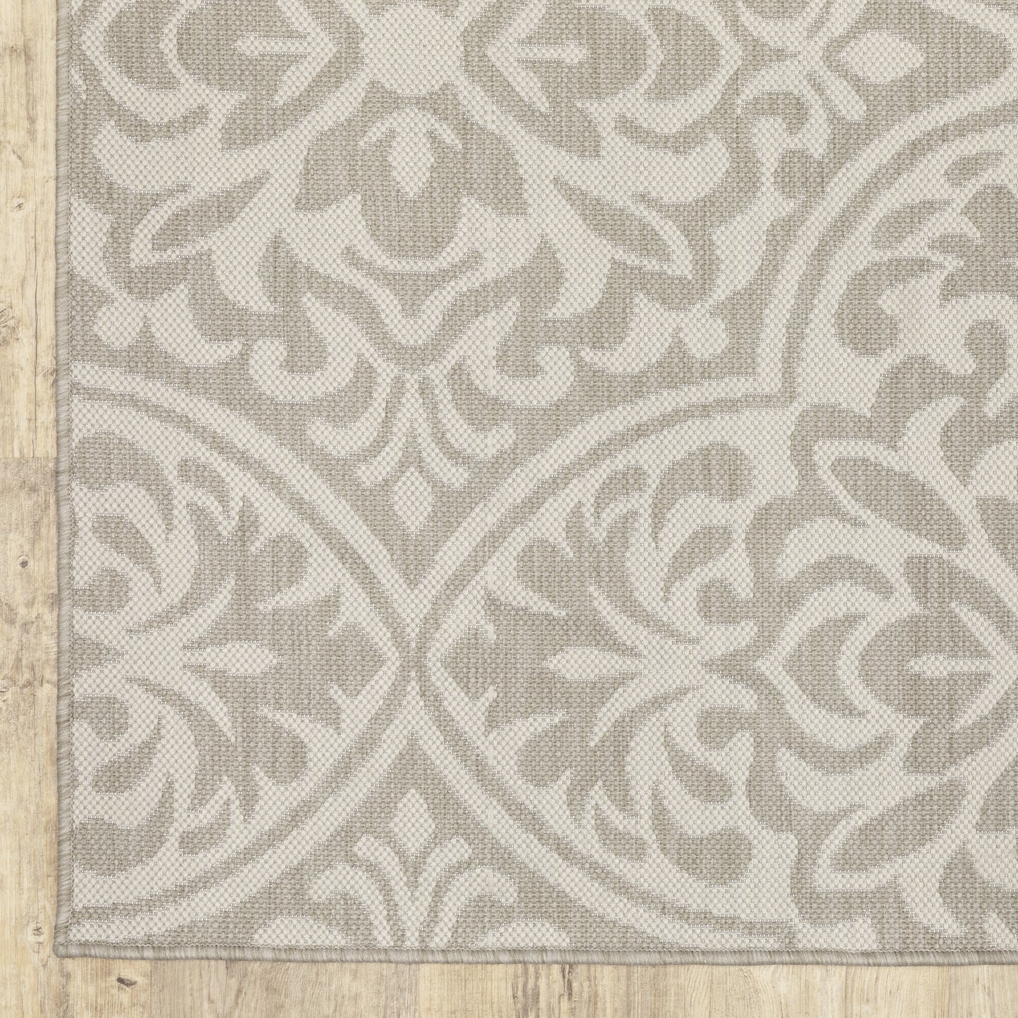 Portofino Outdoor Grey/ Ivory Floral Flat Weave Rug