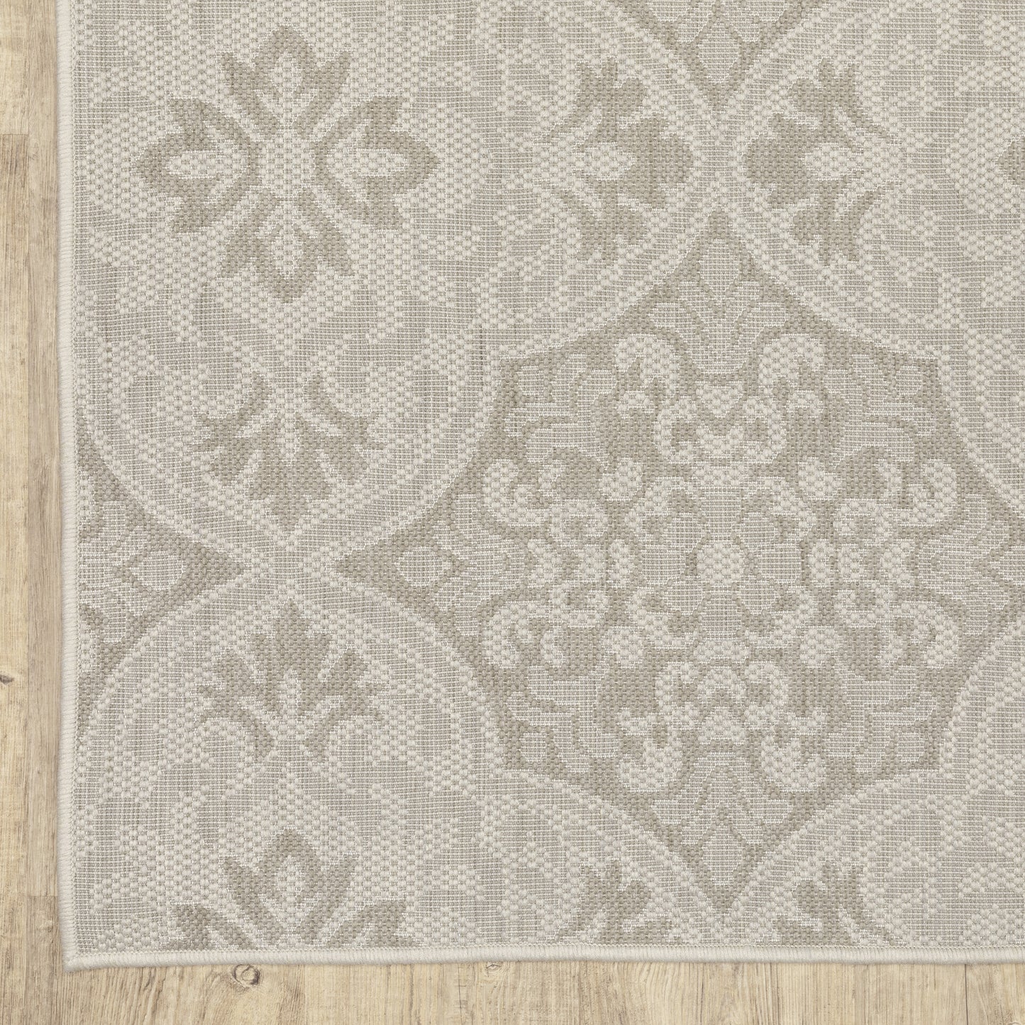 Portofino Outdoor Ivory/ Grey Floral Flat Weave Rug