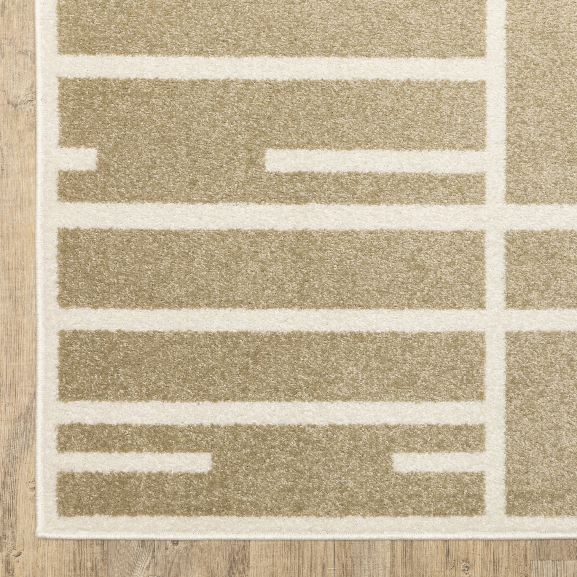 Quinn Geometric Beige/ Ivory Abstract Cut Pile Rug