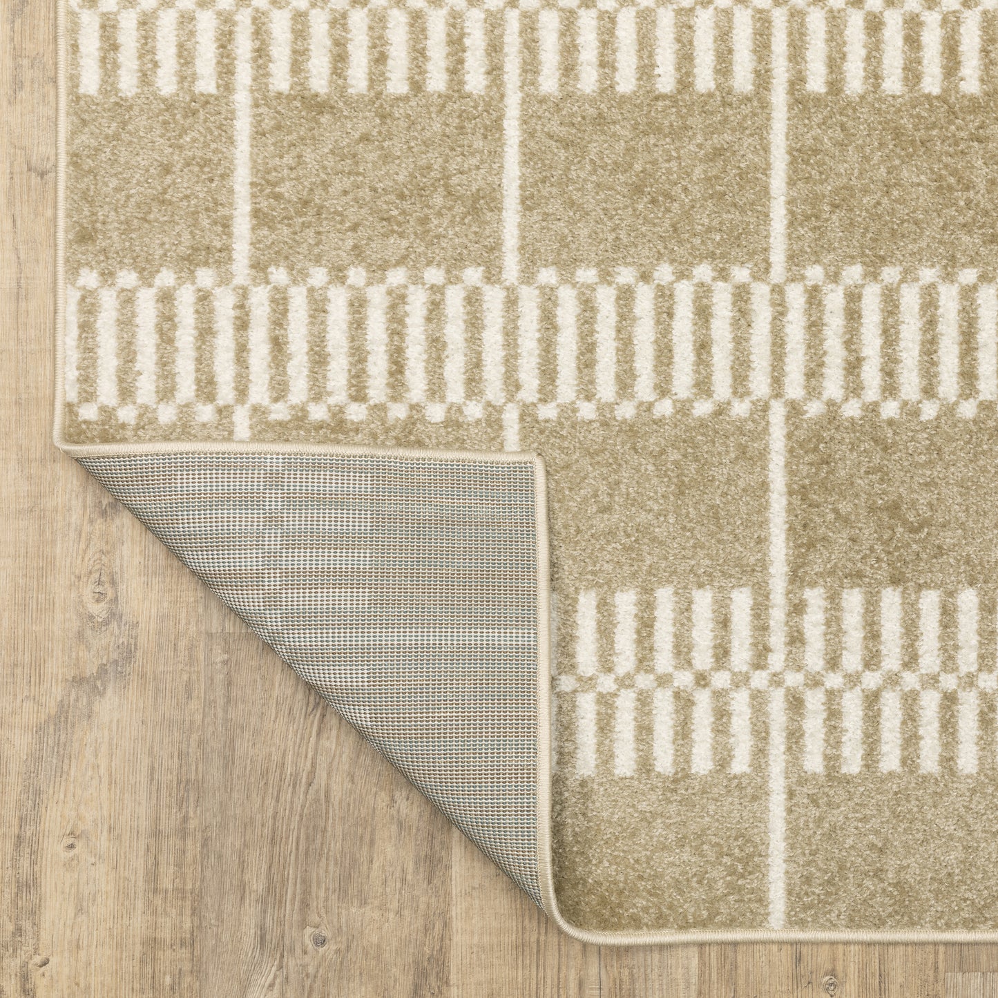 Quinn Geometric Beige/ Ivory Cut Pile Rug