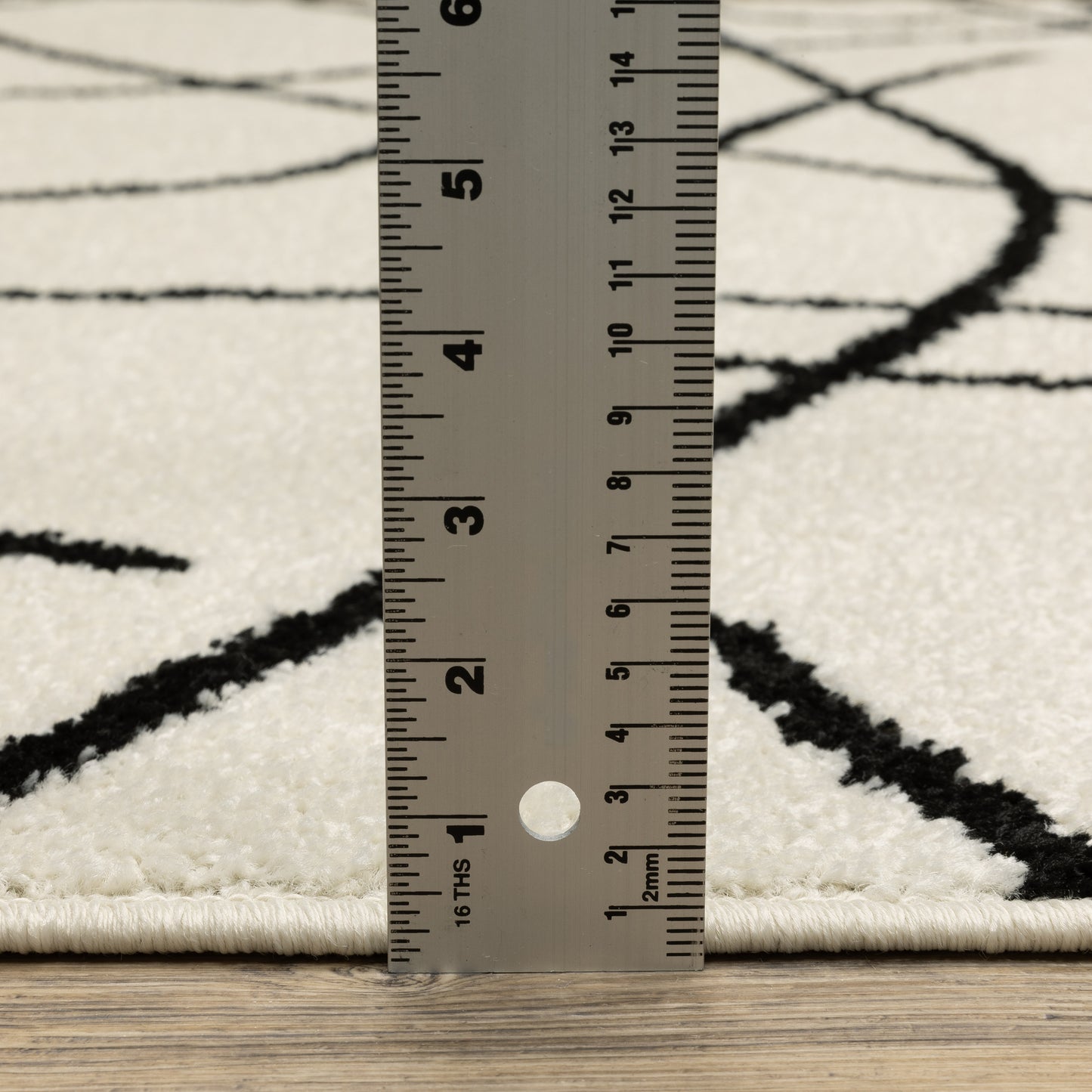 Quinn Abstract Beige/ Black Cut Pile Rug
