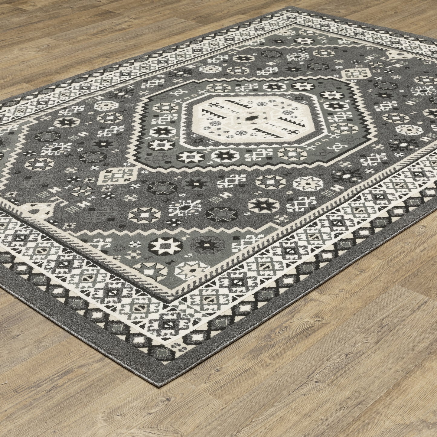 Raylan Medallion Grey/ Ivory Geometric Cut Pile Rug
