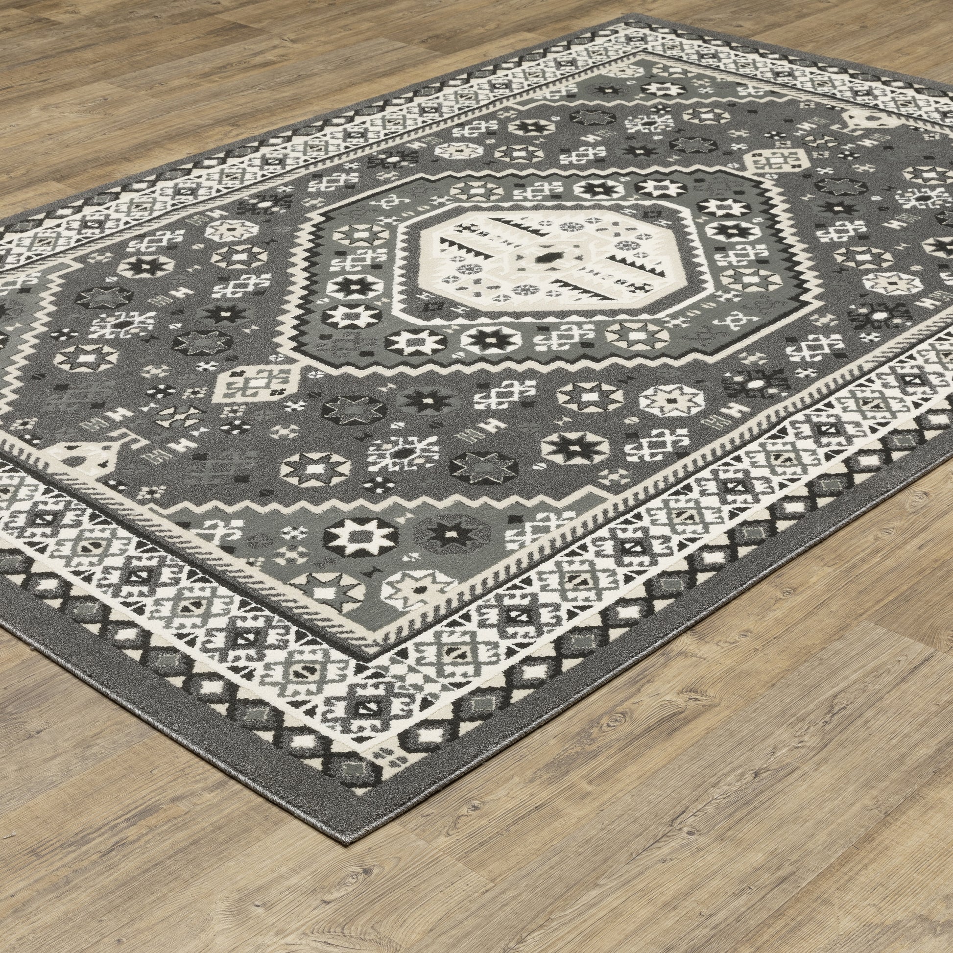 Raylan Medallion Grey/ Ivory Geometric Cut Pile Rug