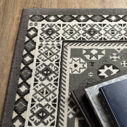 Raylan Medallion Grey/ Ivory Geometric Cut Pile Rug