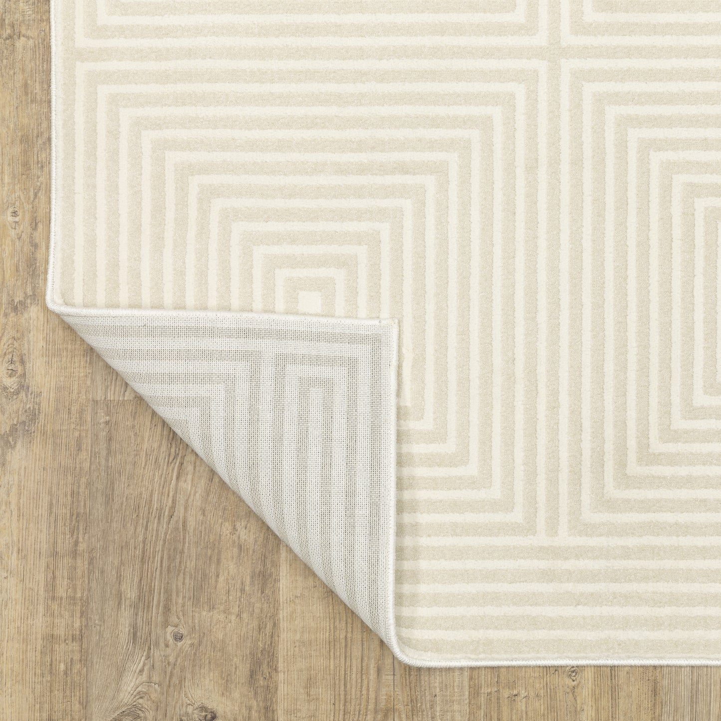 Raylan Geometric Ivory/ Ivory Cut Pile Rug