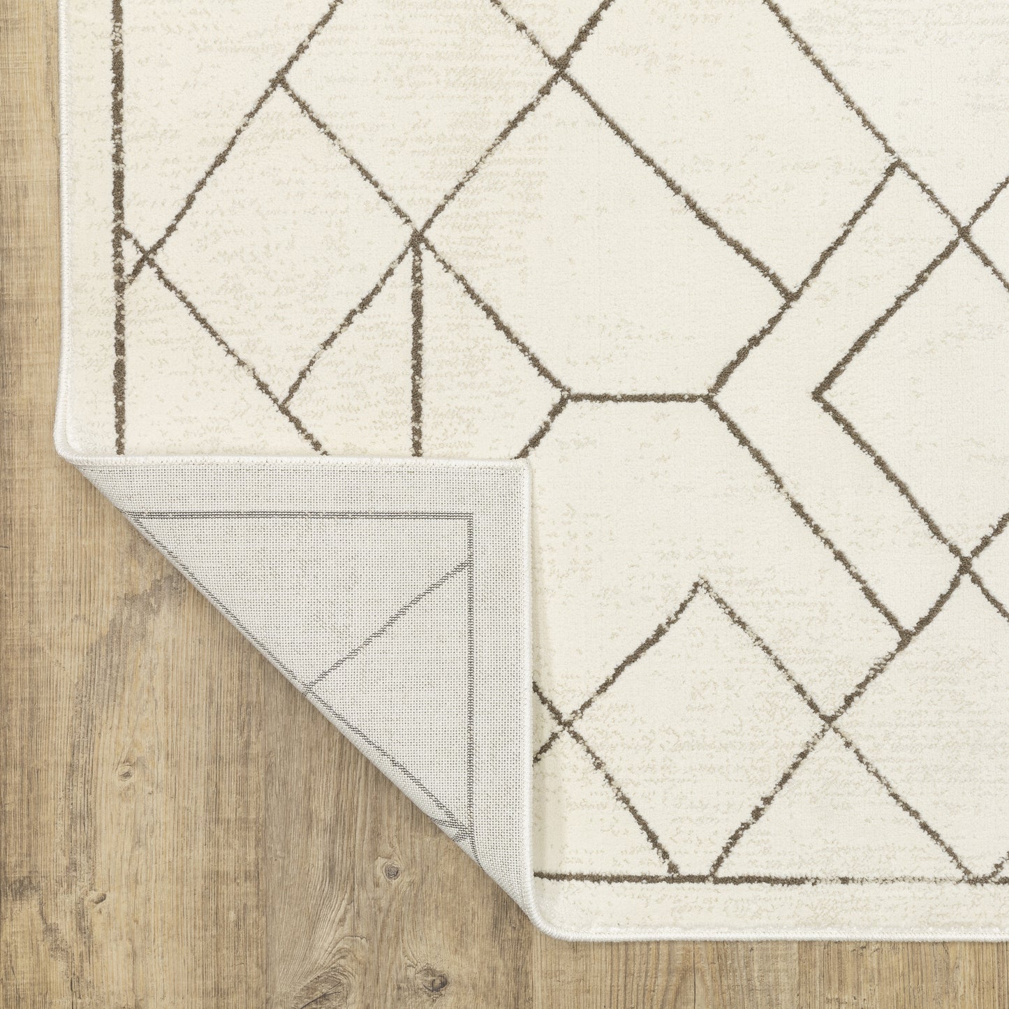 Raylan Geometric Ivory/ Brown Cut Pile Rug