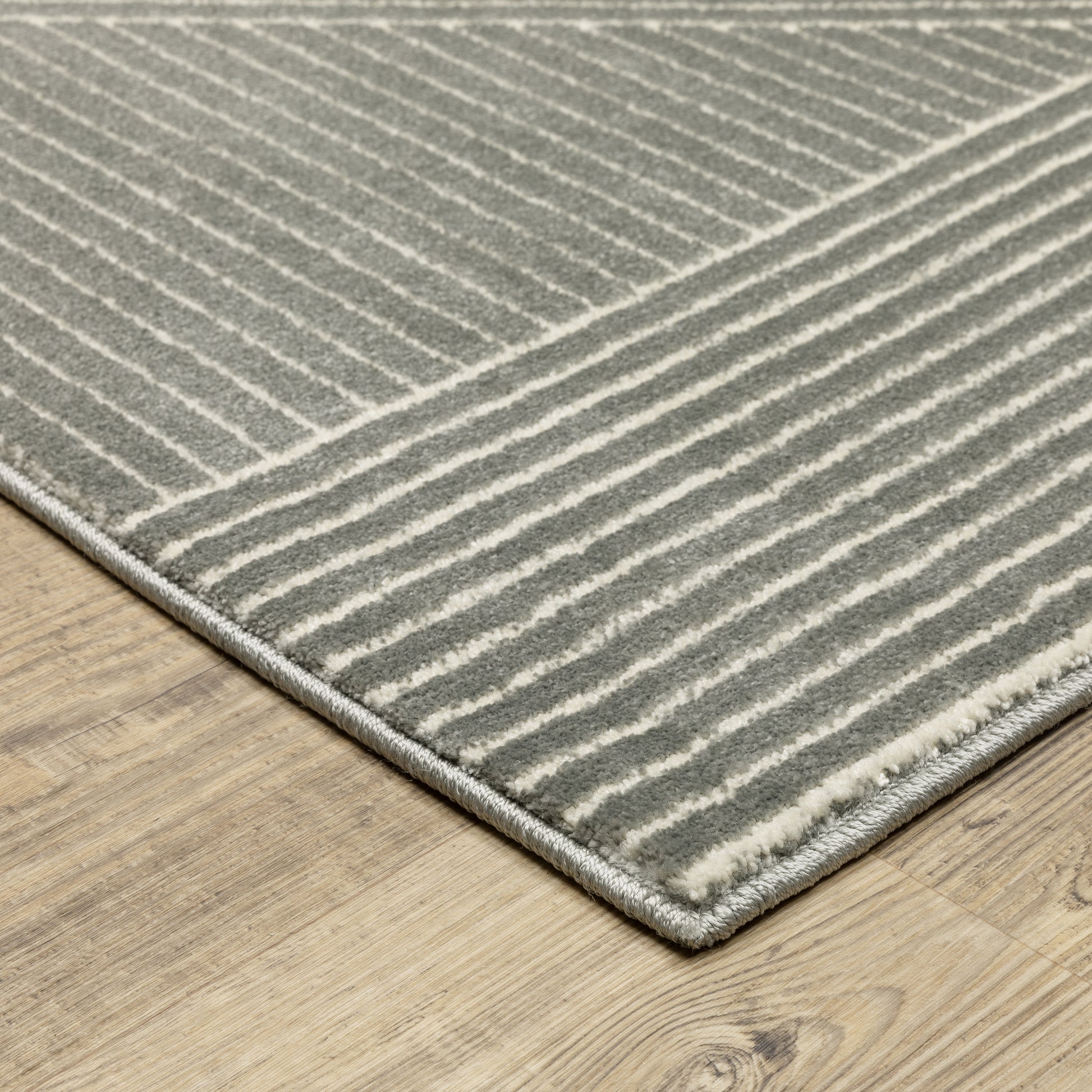 Raylan RAY08 Grey Geometric Rug