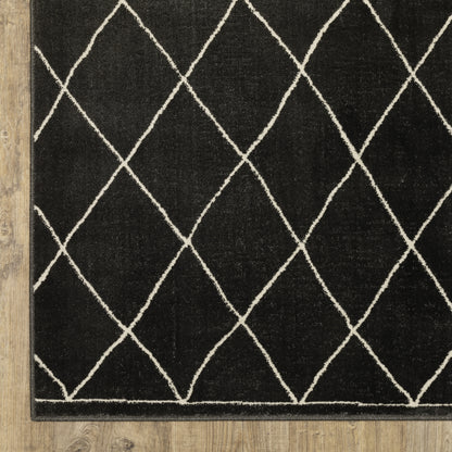 Raylan Lattice Black/ Ivory Geometric Cut Pile Rug