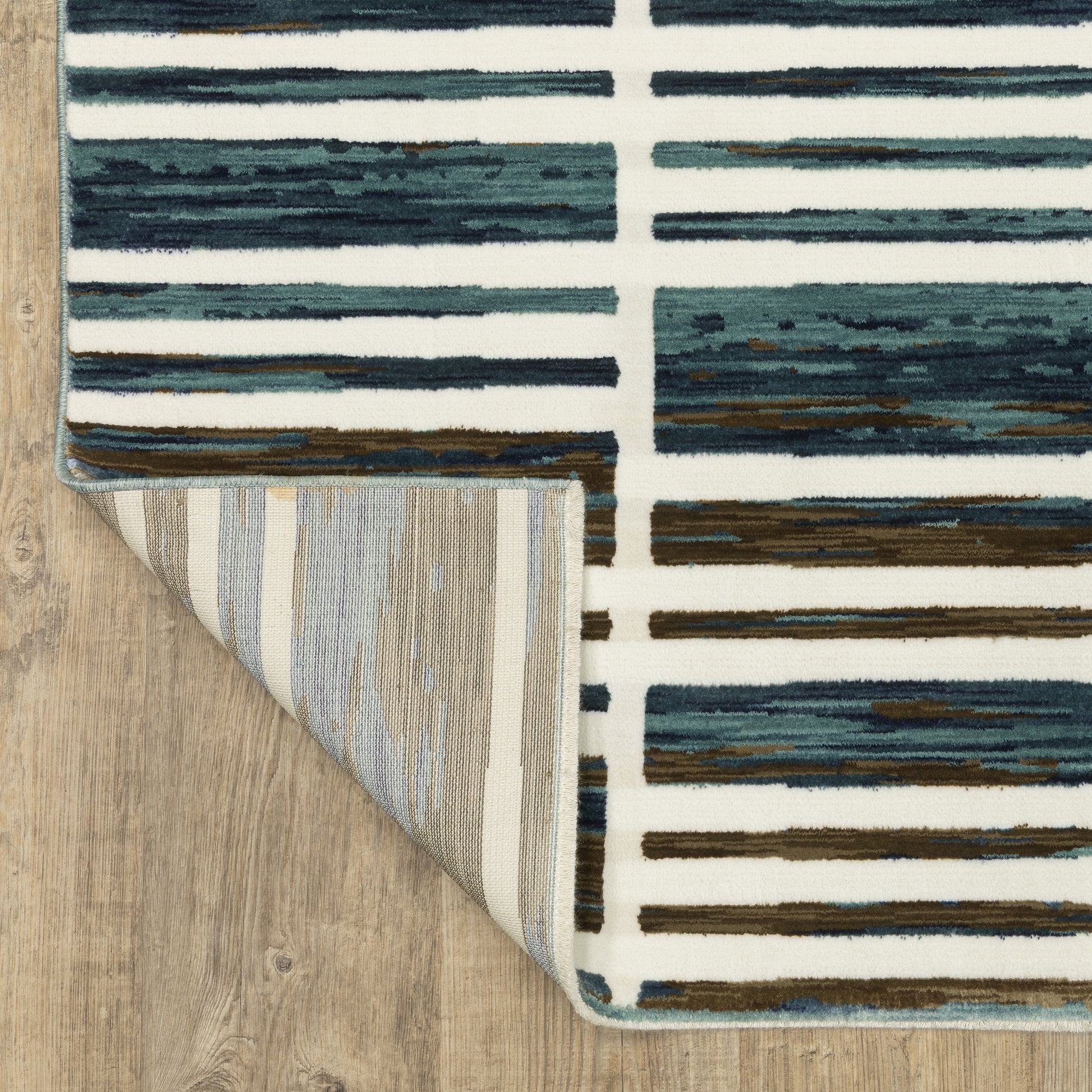 Reed Stripe Ivory/ Blue Geometric Cut Pile Rug