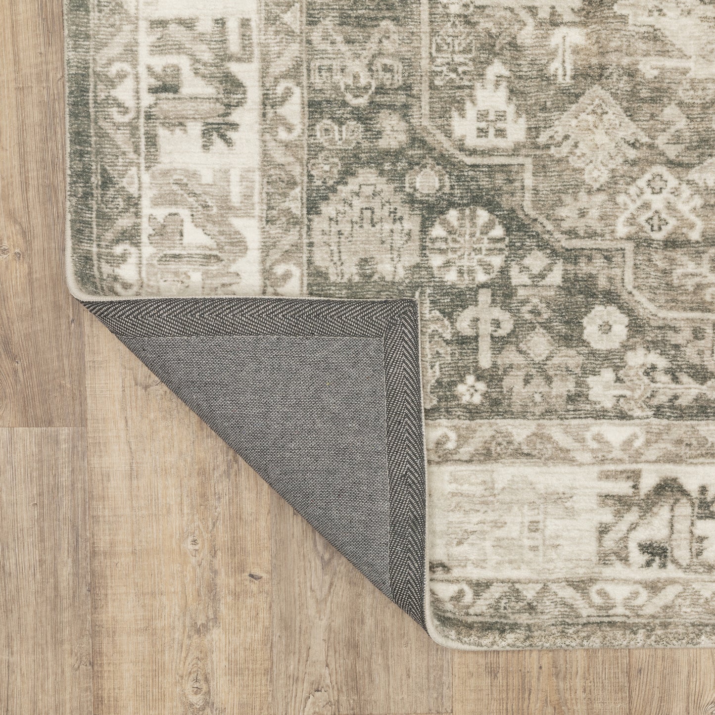 Savoy Distressed Charcoal/ Ivory Medallion Cut Pile Rug