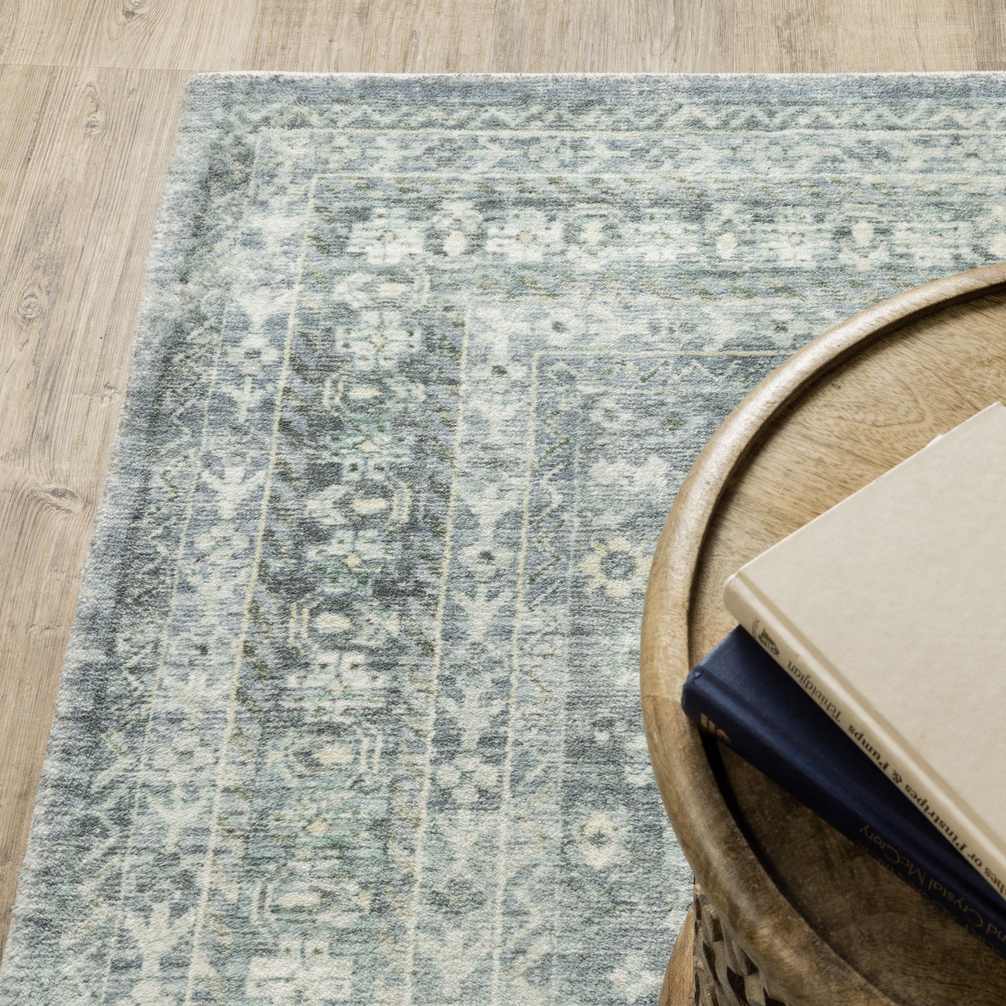 Savoy Distressed Blue/ Ivory Oriental Cut Pile Rug