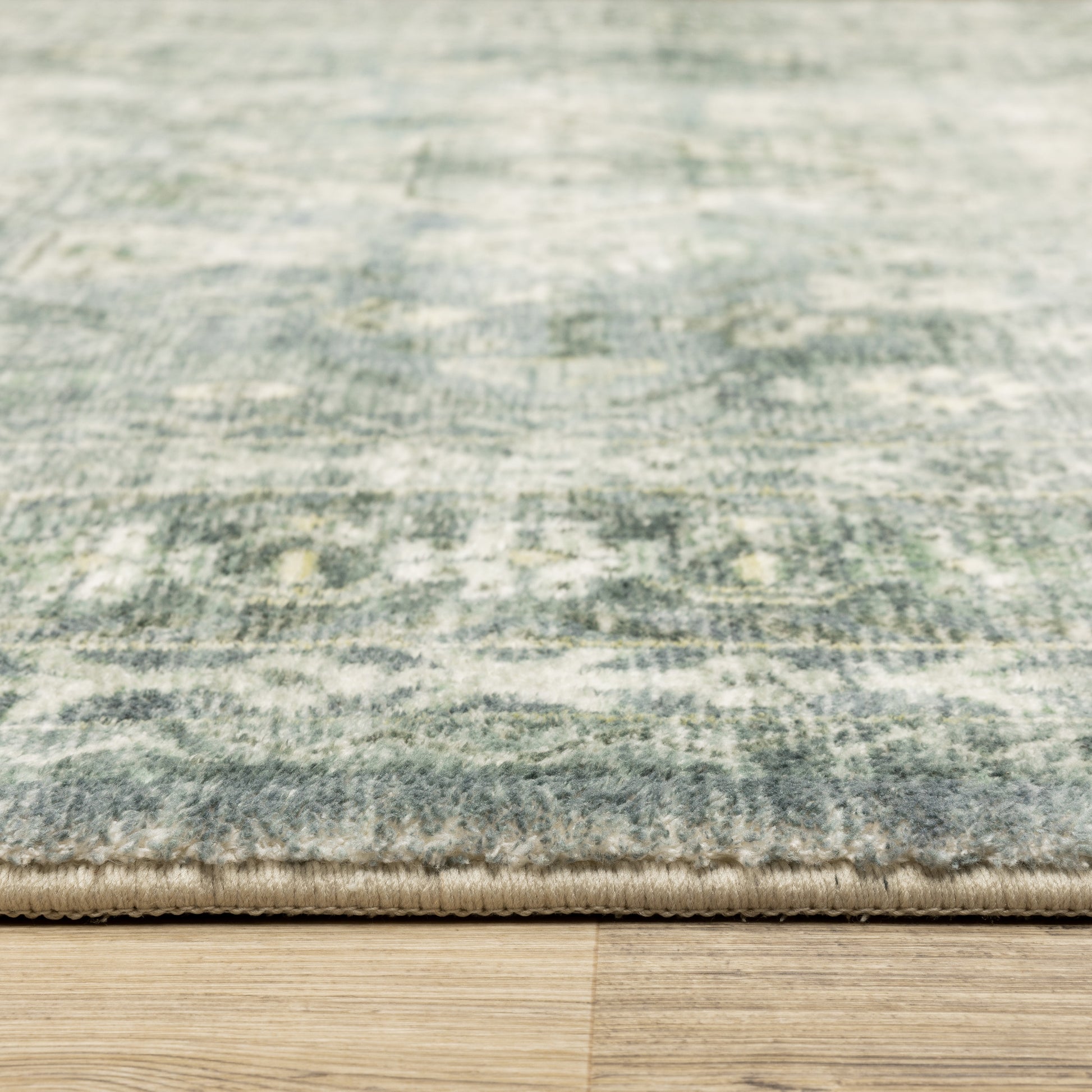 Savoy Distressed Blue/ Ivory Oriental Cut Pile Rug