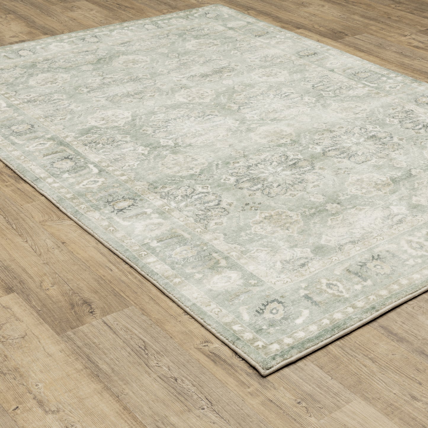 Savoy Oriental Green/ Ivory Cut Pile Rug