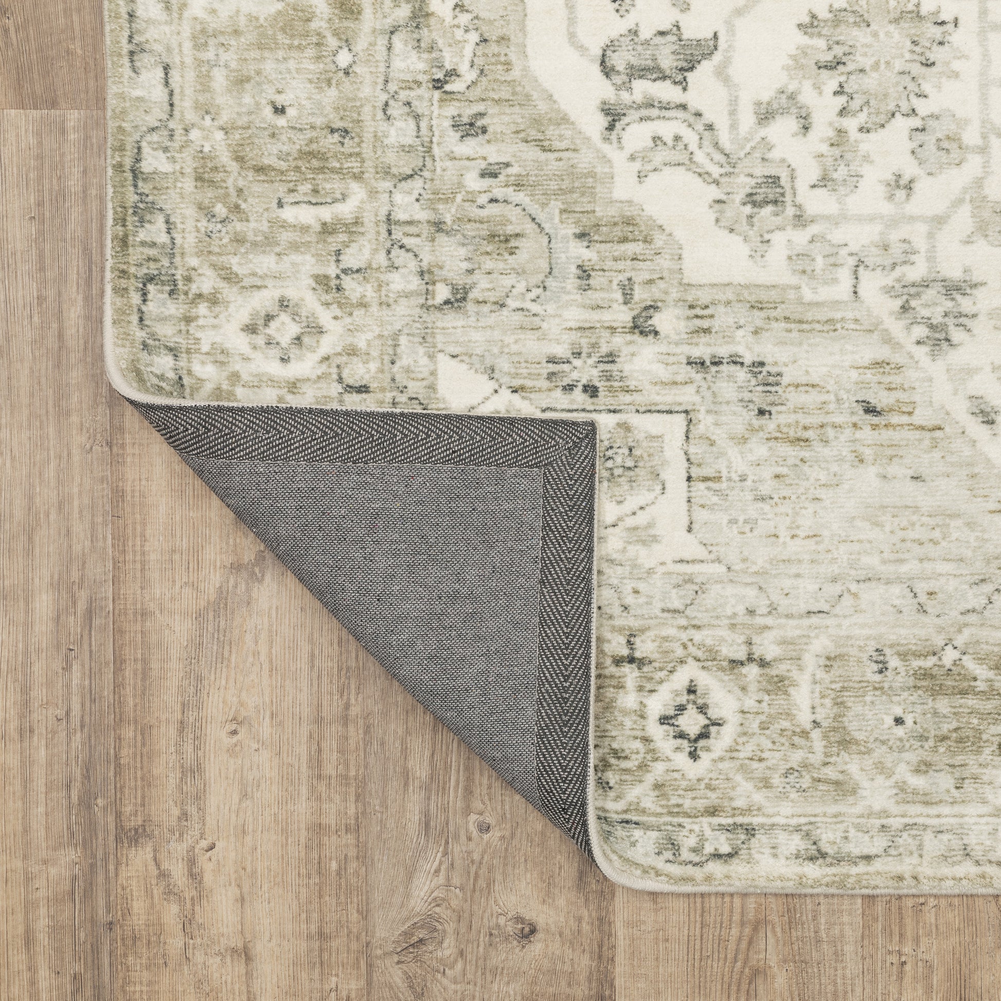 Savoy Distressed Green/ Ivory Medallion Cut Pile Rug