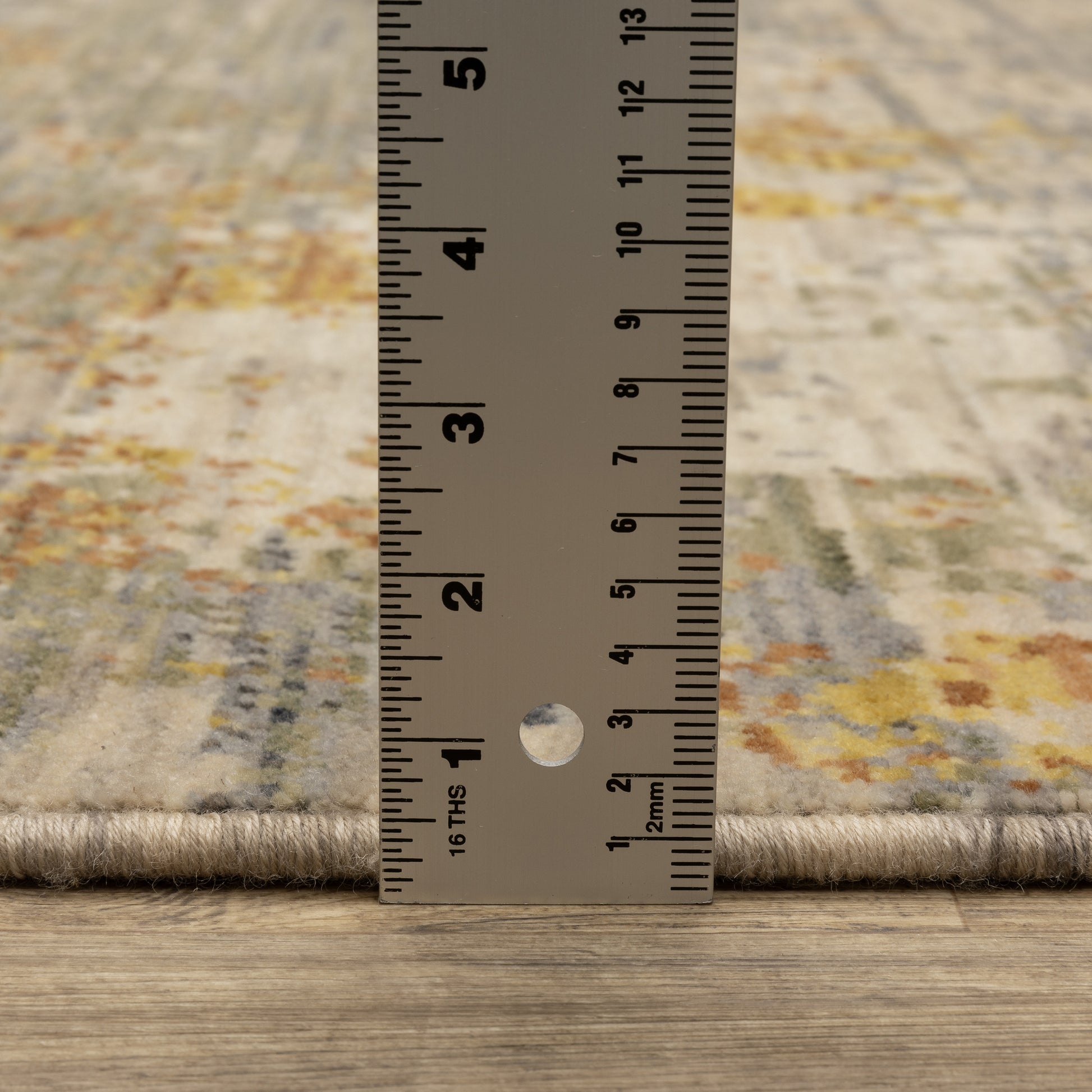 Soleri Abstract Beige/ Gold Cut Pile Rug