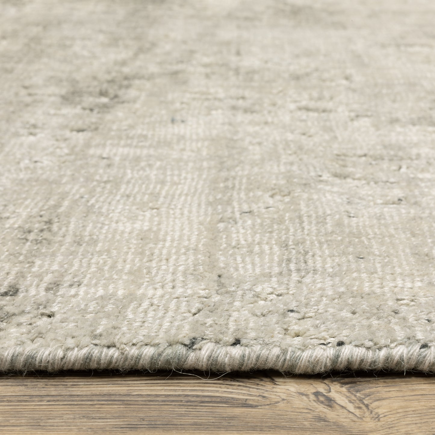 Solstice Abstract Beige/ Black Mixed Pile Rug