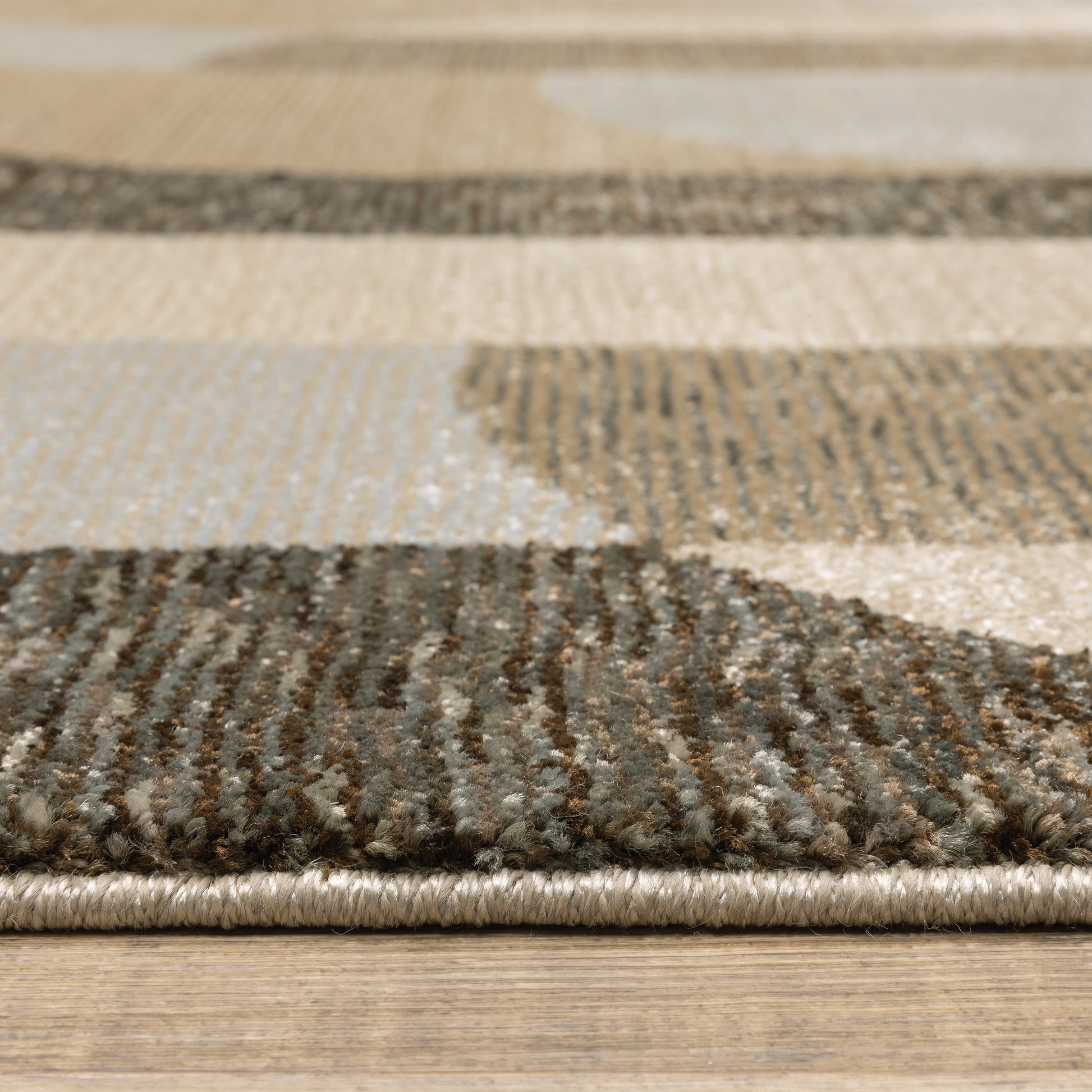 Strada Geometric Brown/ Beige Cut Pile Rug