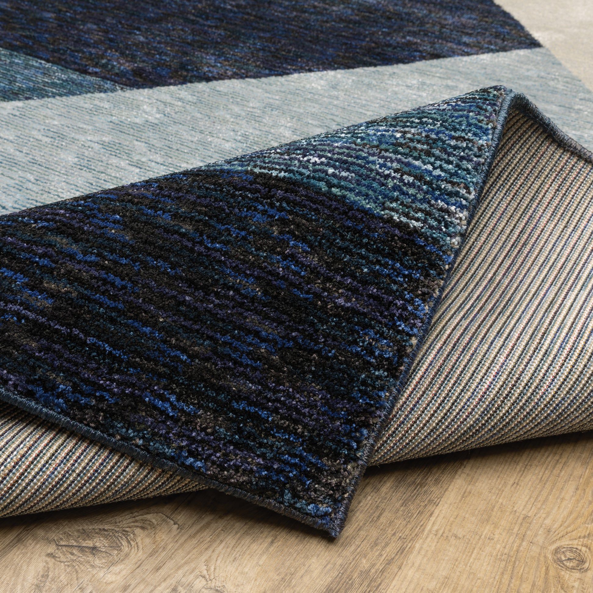 Strada Geometric Blue/ Purple Cut Pile Rug
