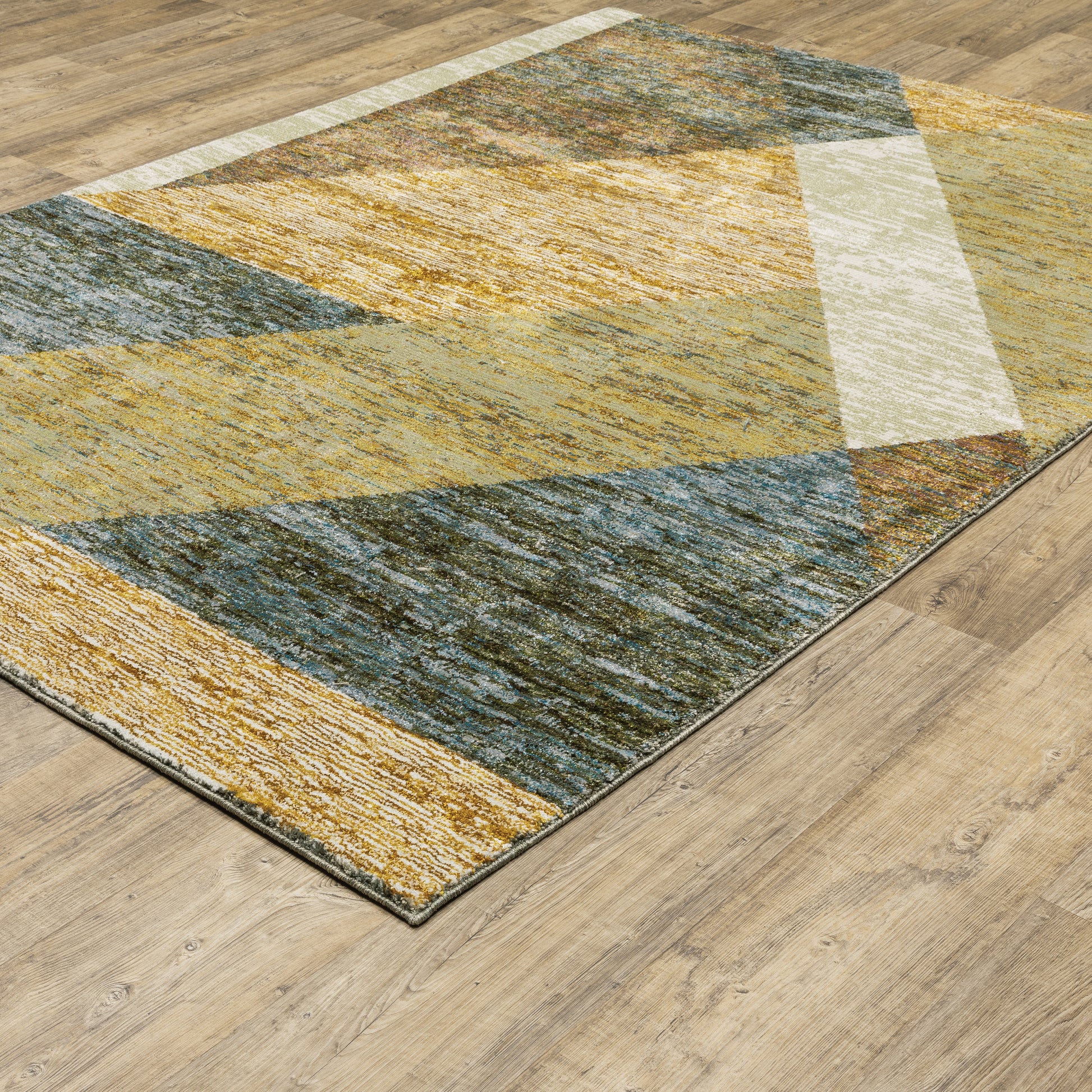 Strada Geometric Gold/ Blue Cut Pile Rug