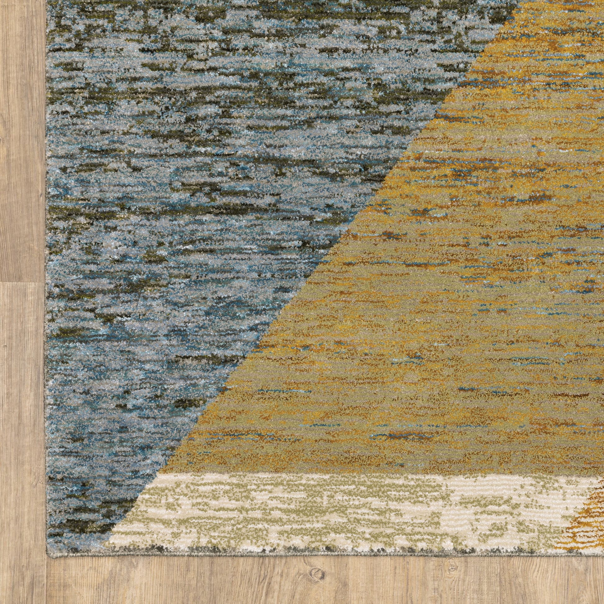 Strada Geometric Gold/ Blue Cut Pile Rug