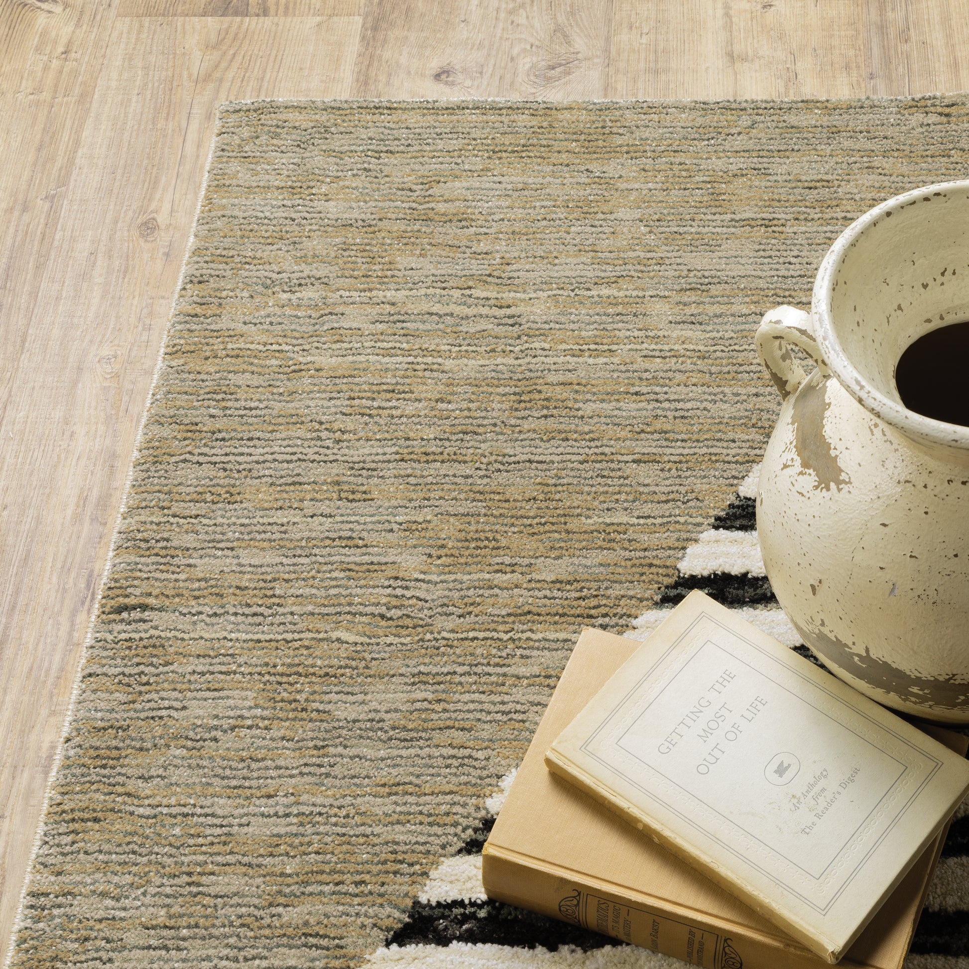 Strada Geometric Gold/ Multi Cut Pile Rug