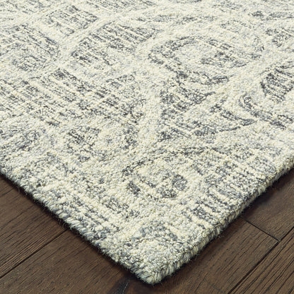 Tallavera Distressed Grey/ Ivory Trefoil Loop Pile Rug