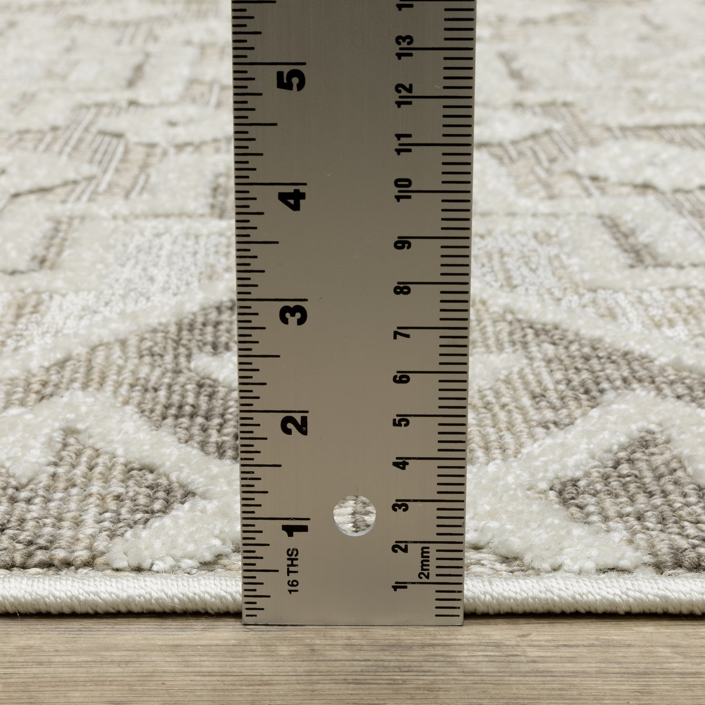 Tangier Medallion Beige/ Brown Border Mixed Pile Rug